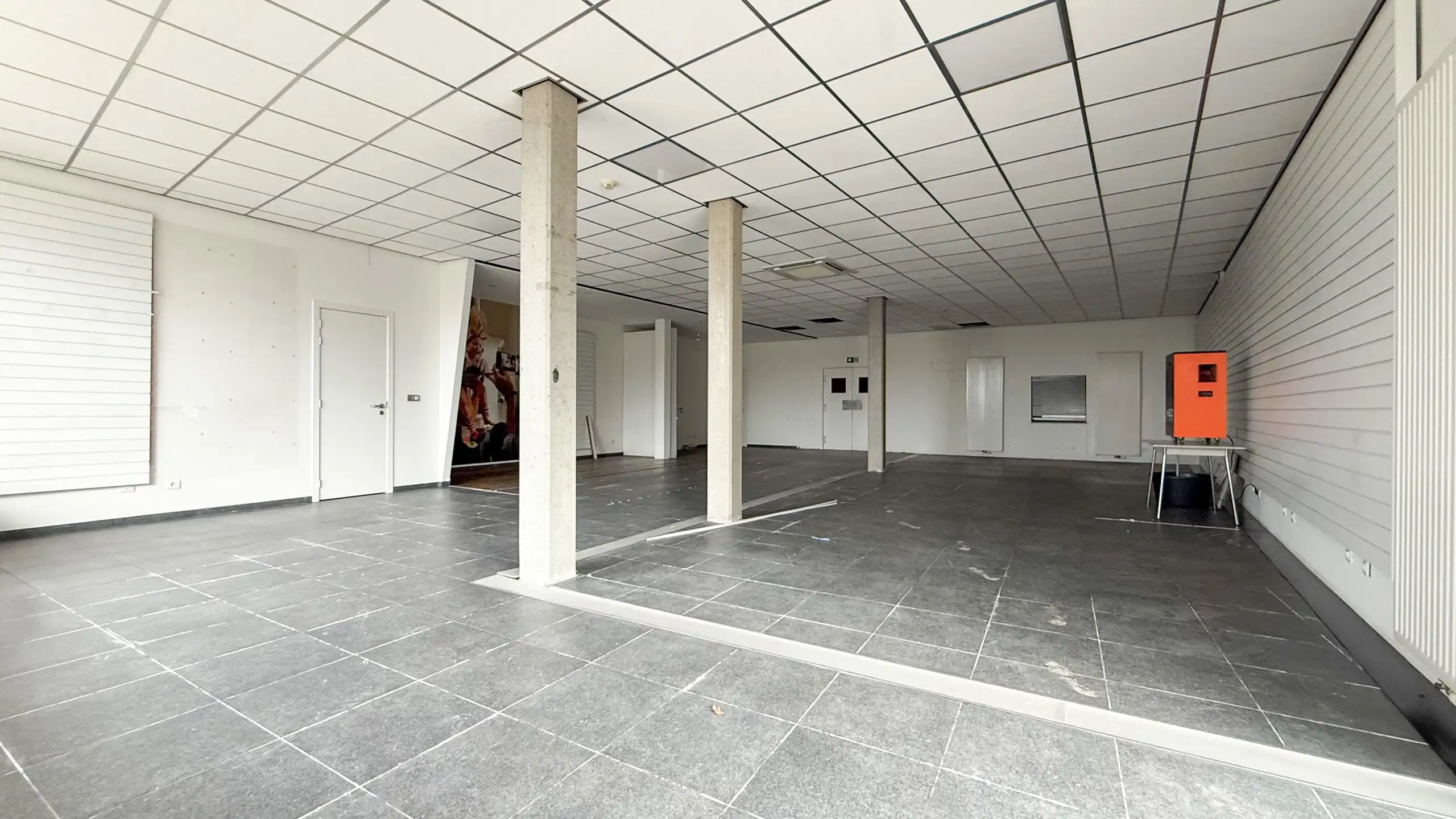 Commercieel handelspand op toplocatie met 444m² opp! foto 11
