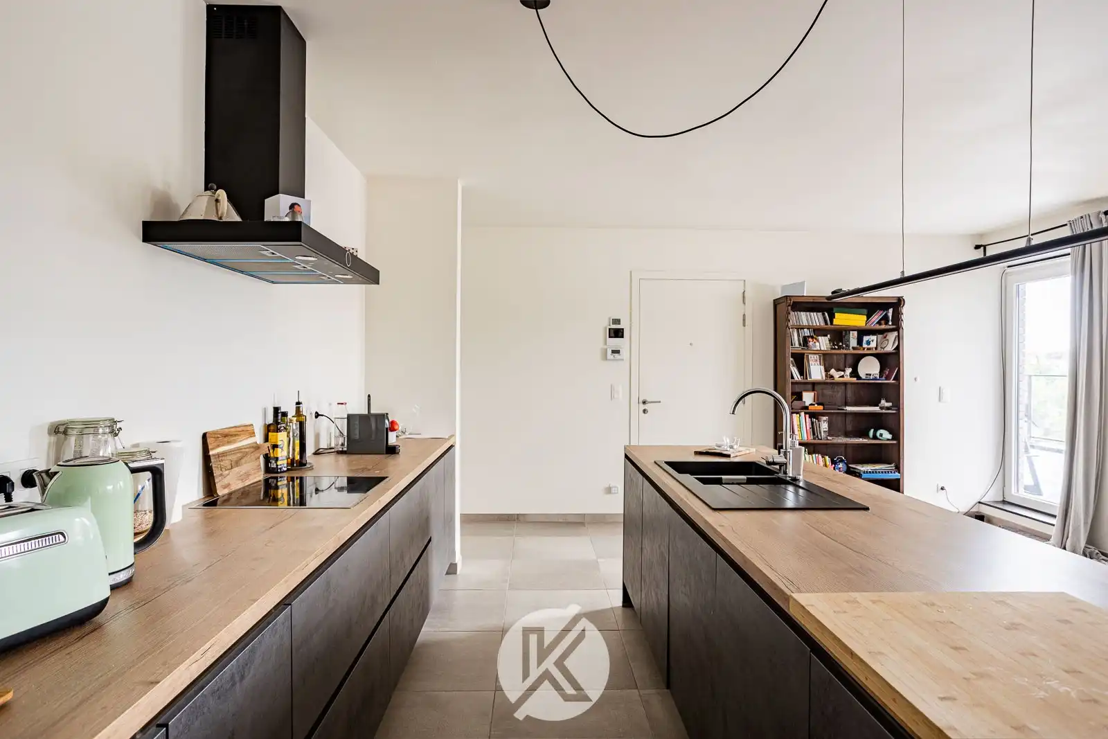 Elegant appartement met private garage foto 7