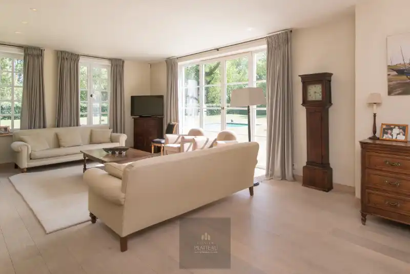 Uitzonderlijke villa op 3299m² gelegen op toplocatie te Nieuwpoort-Bad. foto 7