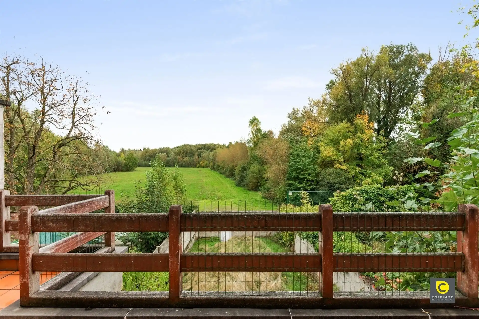 Ruime woning met potentieel foto 5