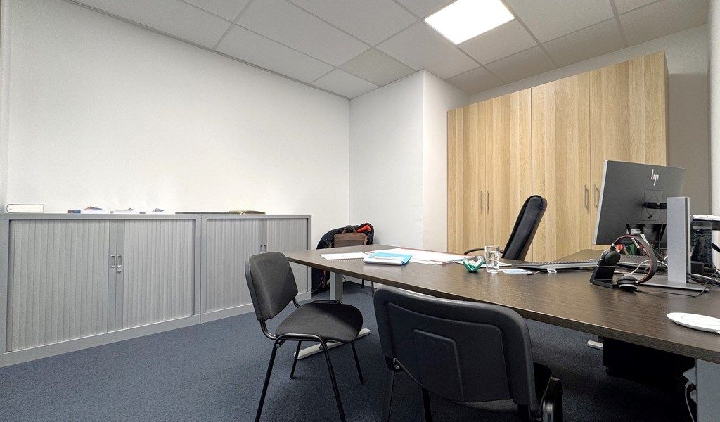 Instapklare kantoren te huur in Kontich foto 9