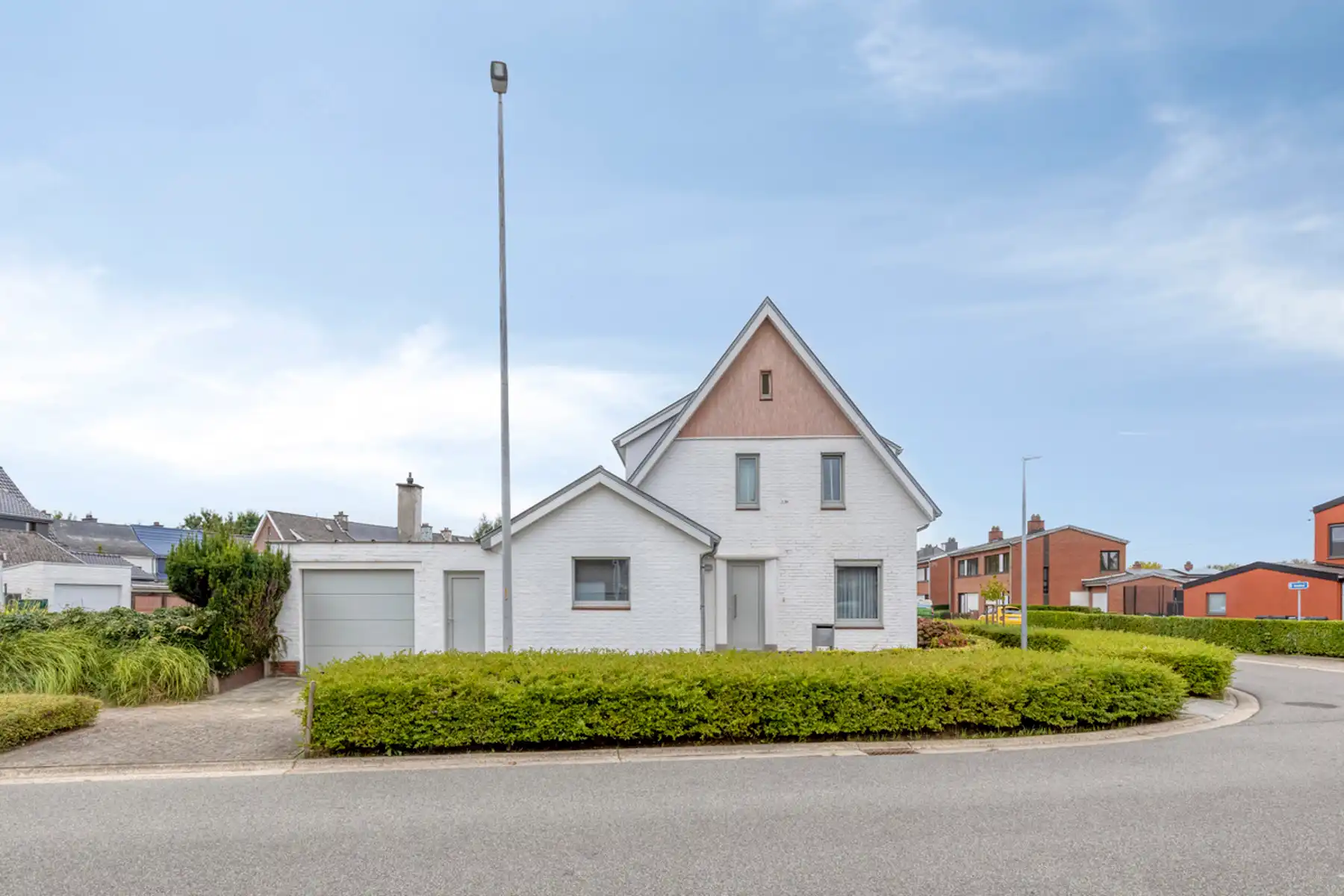 Instapklare centrum-woning pal bij centrum Buggenhout  foto 4