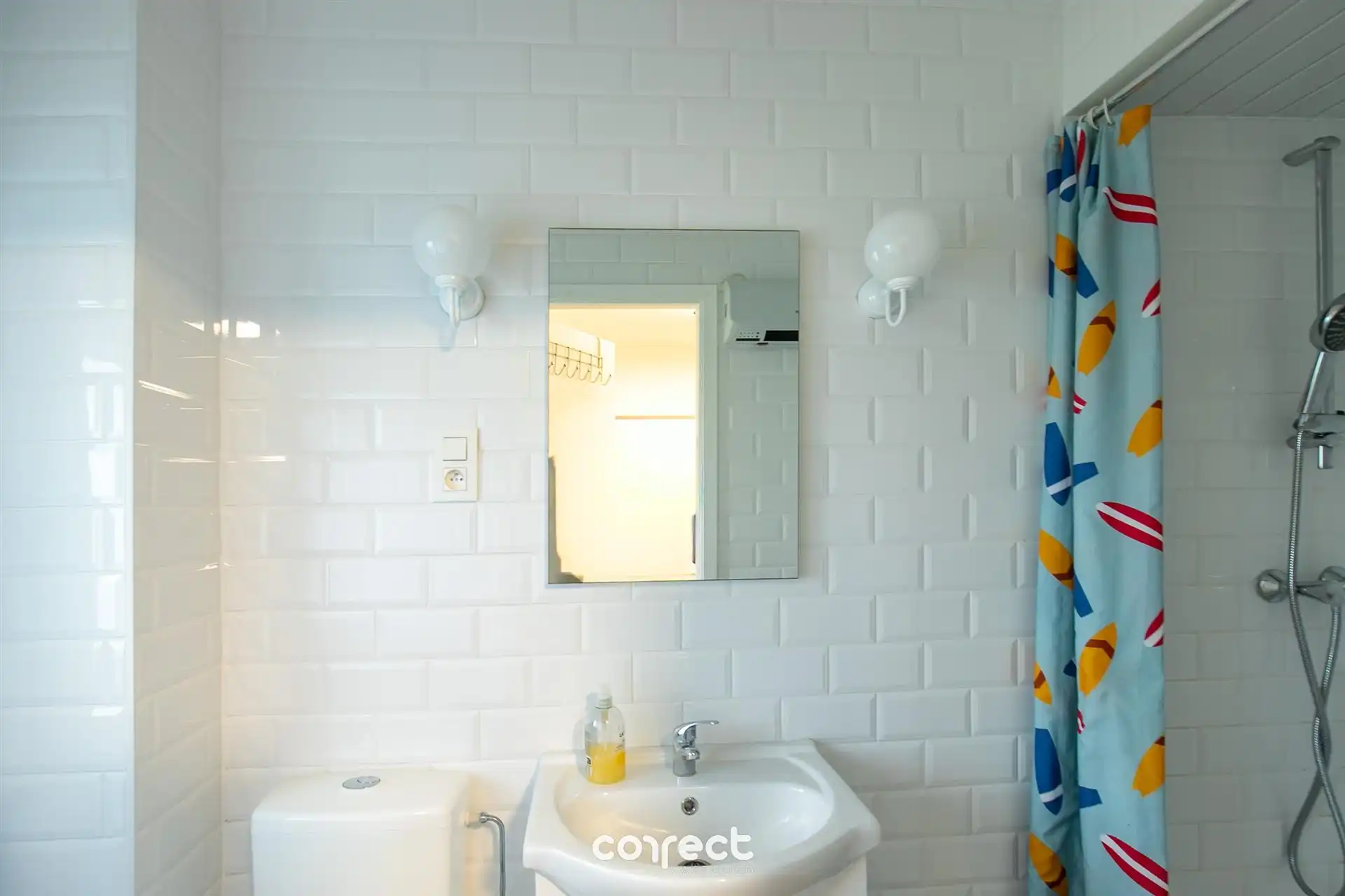 Appartement op amper 15 minuten wandelen van het strand en de zee. foto 6