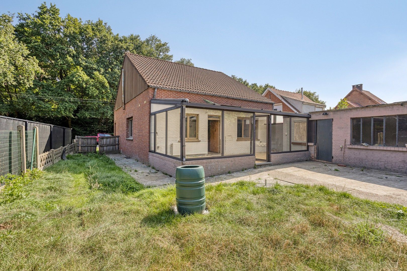 Te renoveren woning, rustig en landelijk gelegen op 1.265 m² nabij het centrum ! foto 17