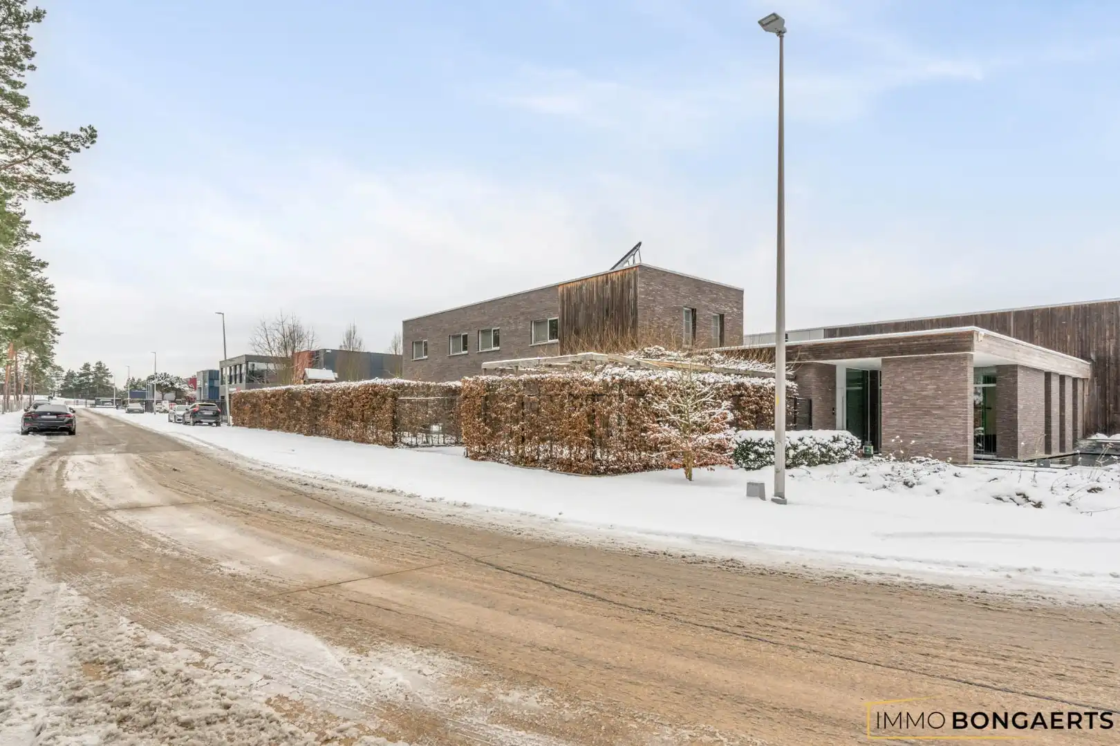 Huis te huur KMO-zone Molenheide 4052 - - 3520 Zonhoven