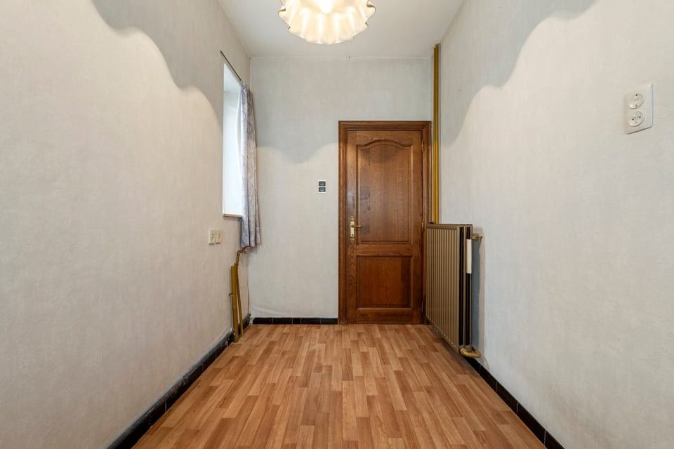 TE RENOVEREN STADSWONING IN SINT-TRUIDEN foto 11