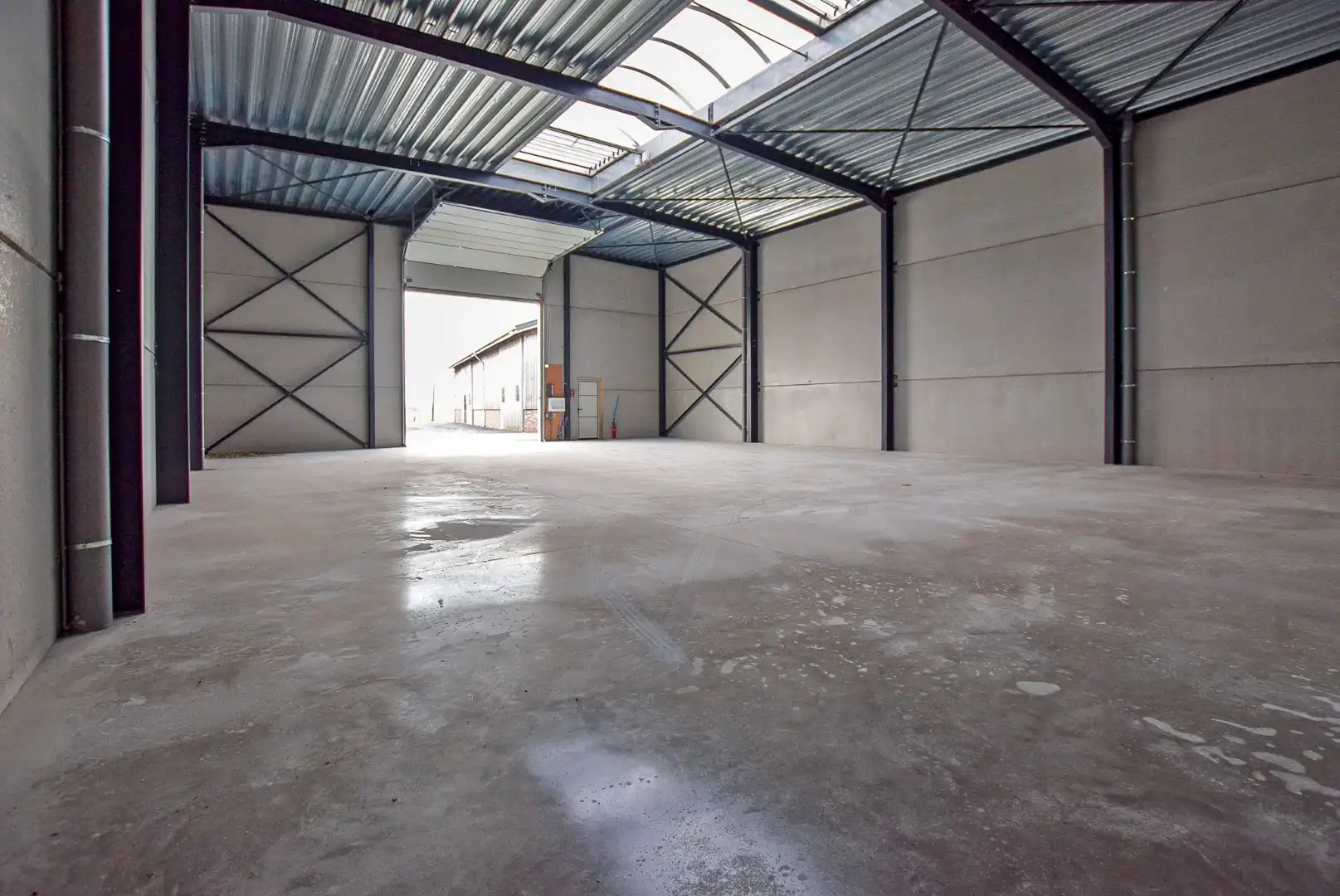 Geïsoleerde nieuwbouwloods 9G (loods 2) (290m²) te huur op een industrie- ambachtzone te Vleteren foto 5