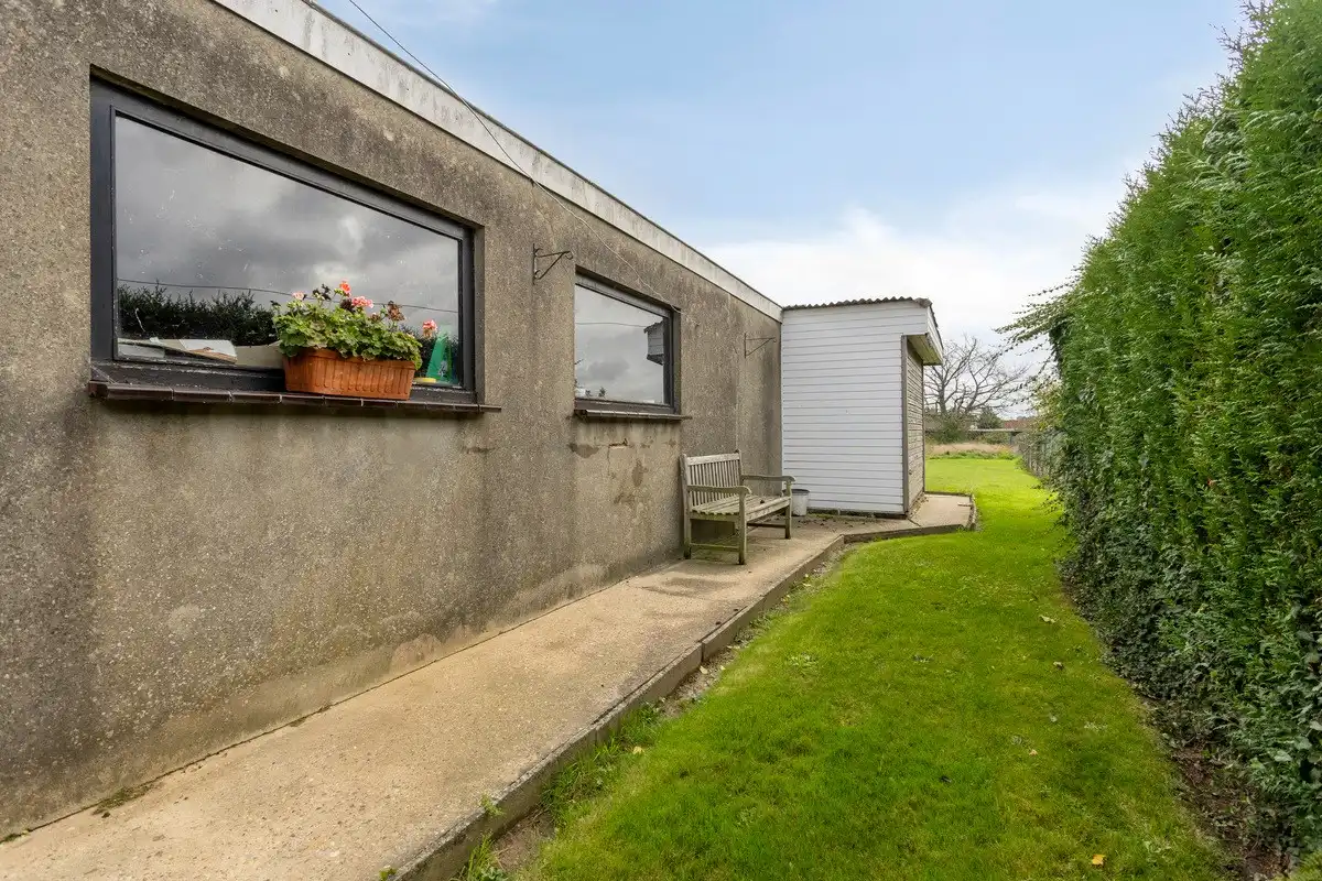Woning met 5 slaapkamers en grote tuin. foto 5