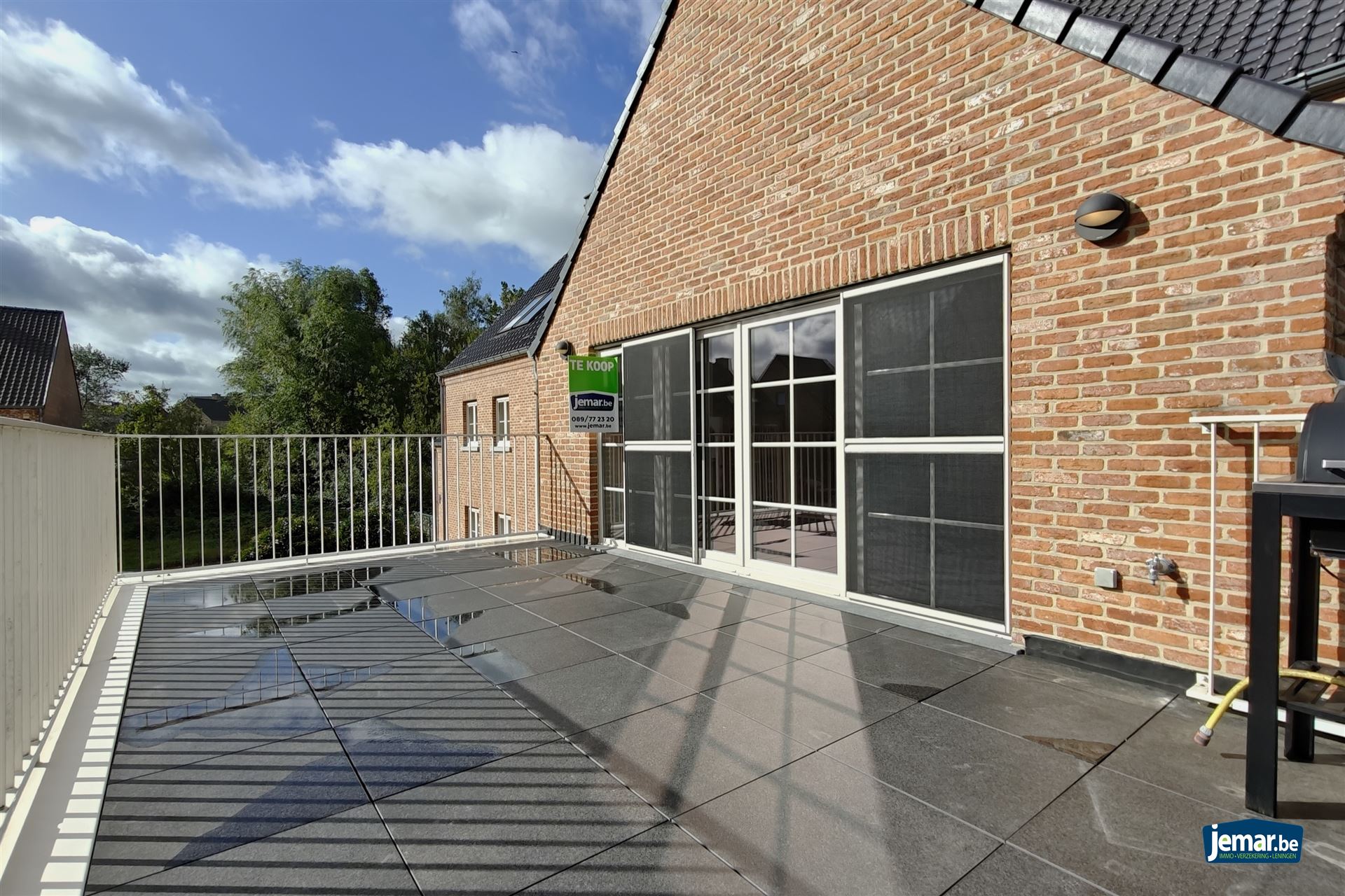 Ruime duplex (197m²) in een residentiële woonwijk te Munsterbilzen foto 8