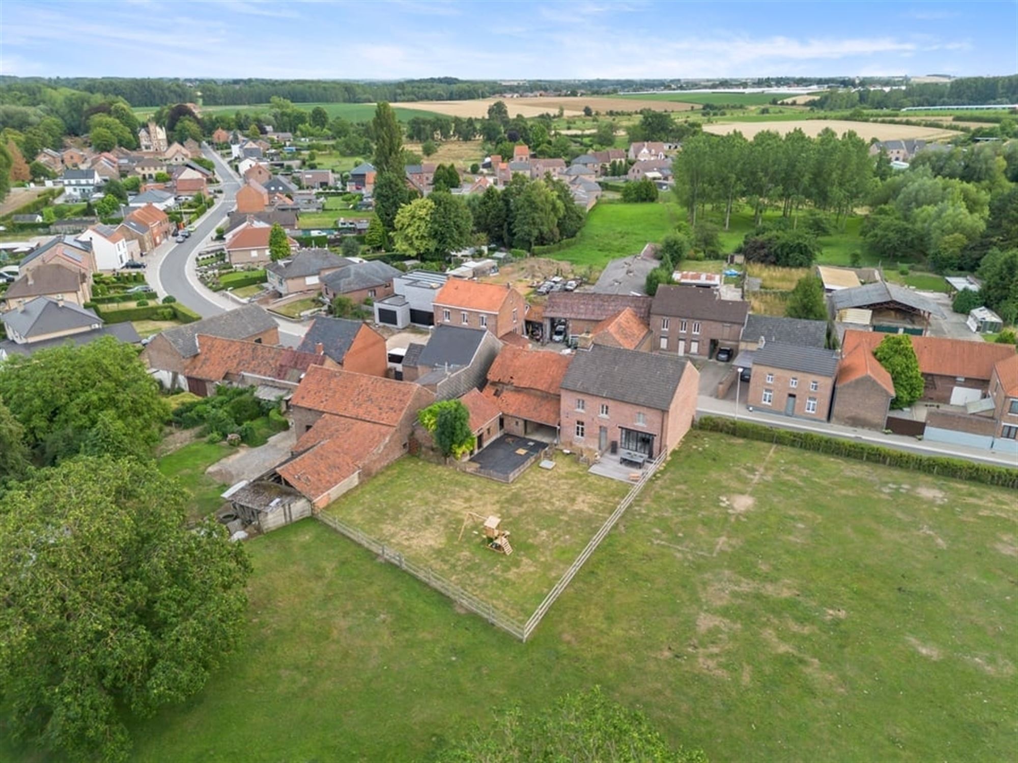AUTHENTIEKE WONING MET RUIME SCHUUR EN VEEL POTENTIEEL IN TONGEREN  foto 48