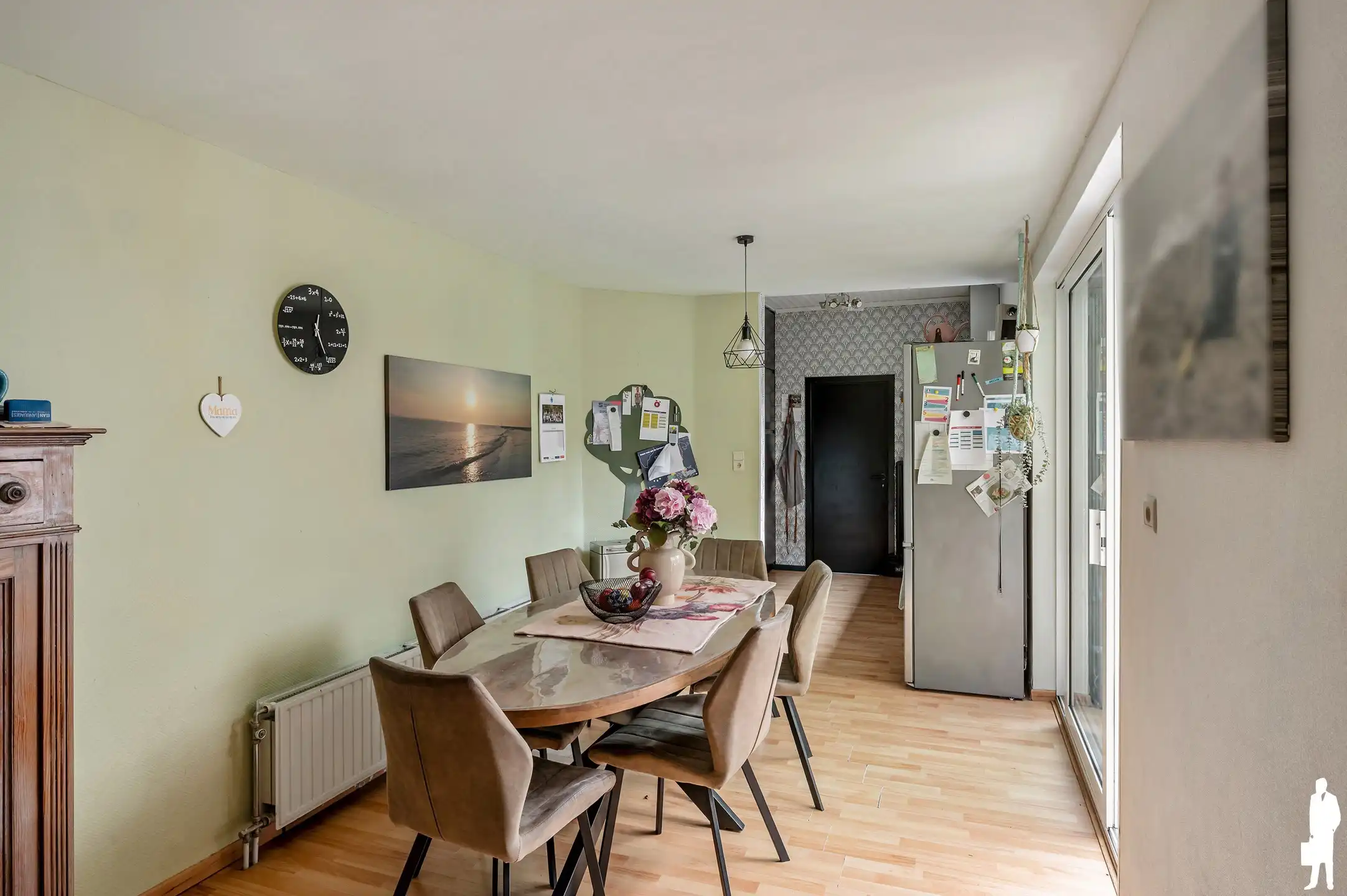 Ruime gezinswoning met 3 slaapkamers, bureau, diepe tuin in het centrum van Heide foto 8