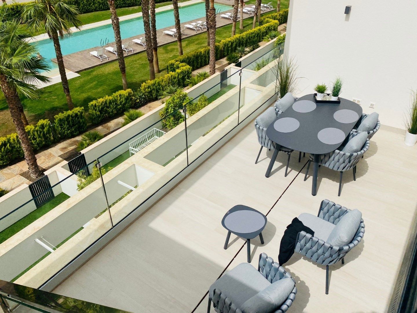 Perfect gelegen penthouse met zeezicht te Las Colinas (Alicante) foto 12