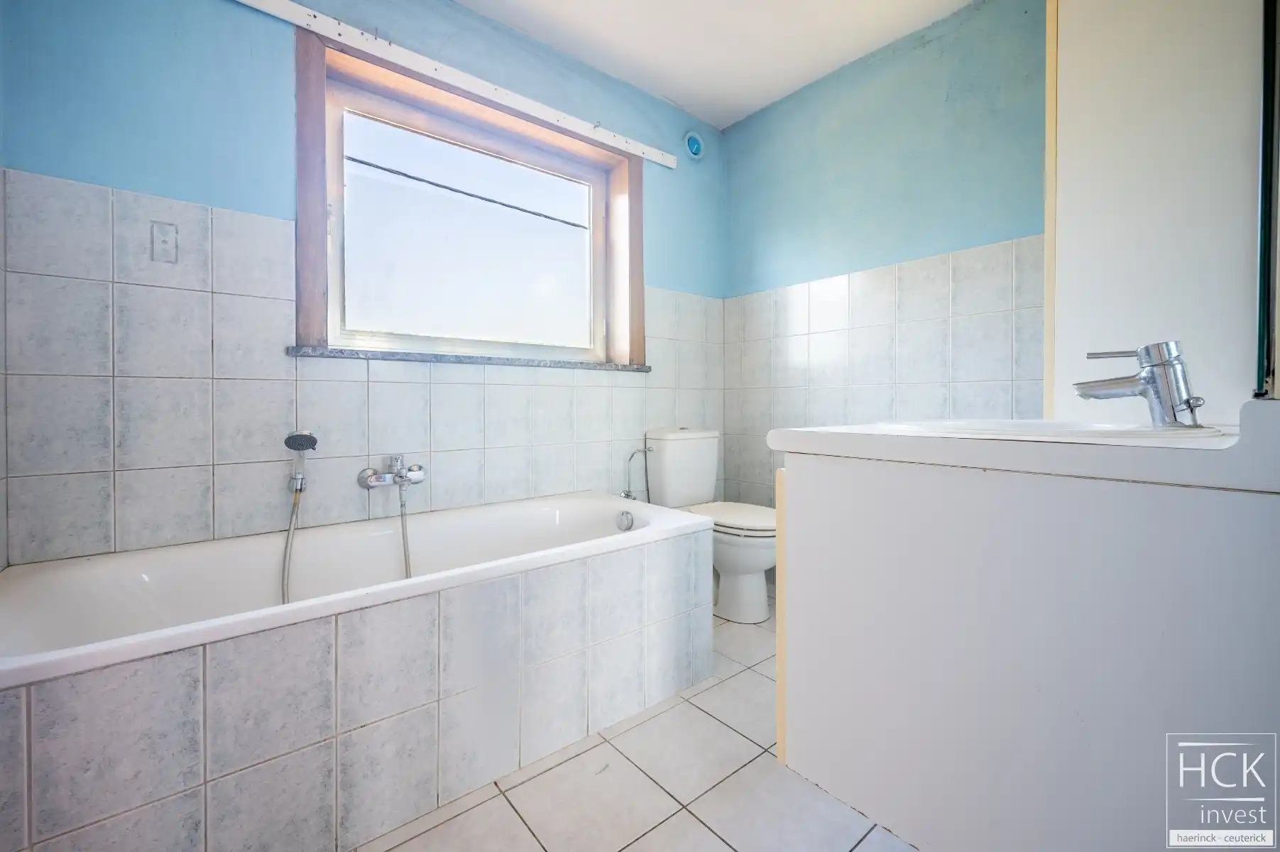 ZULTE - Charmante te renoveren woning met 3 SLPK, garage & 2 zolders!! foto 25