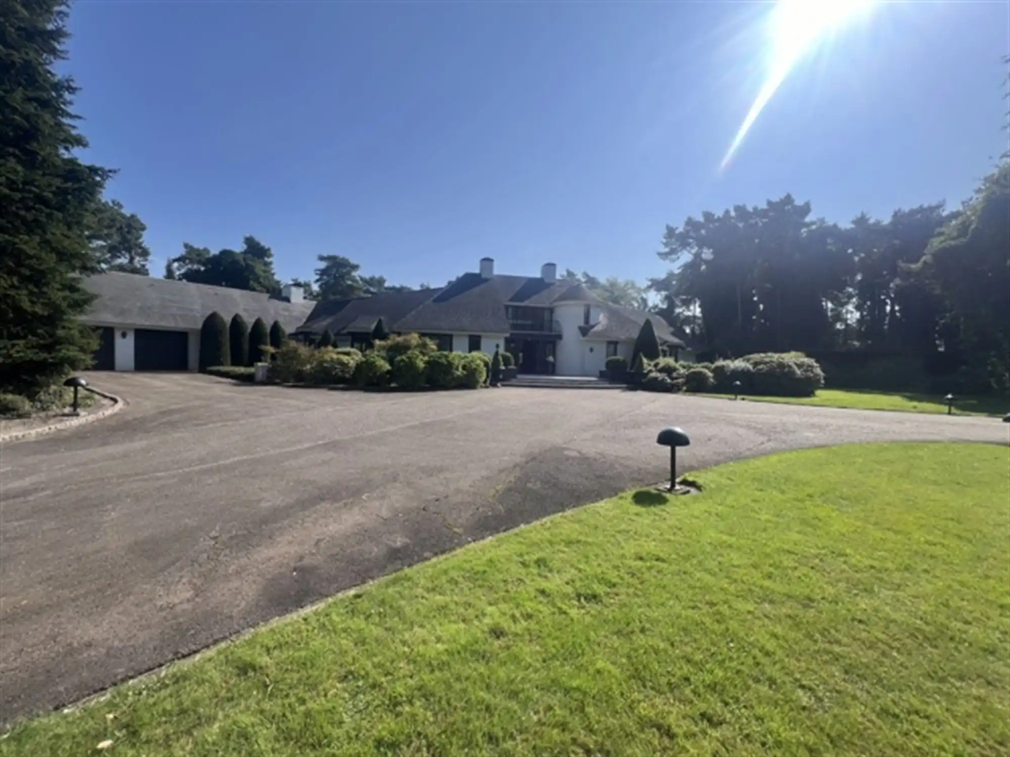 Statig landgoed met binnenzwembad op toplocatie foto 84