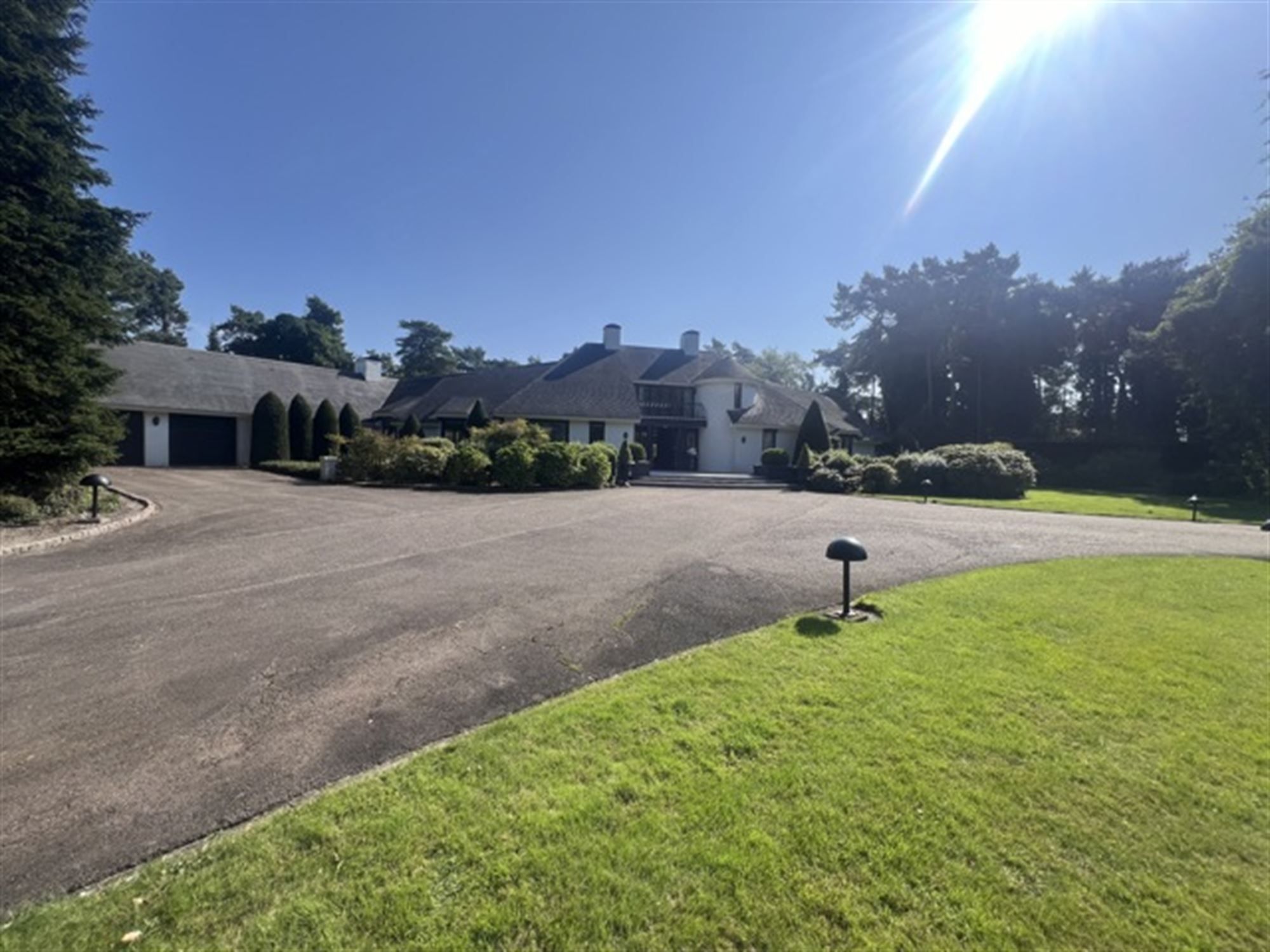 Statig landgoed met binnenzwembad op toplocatie foto 84