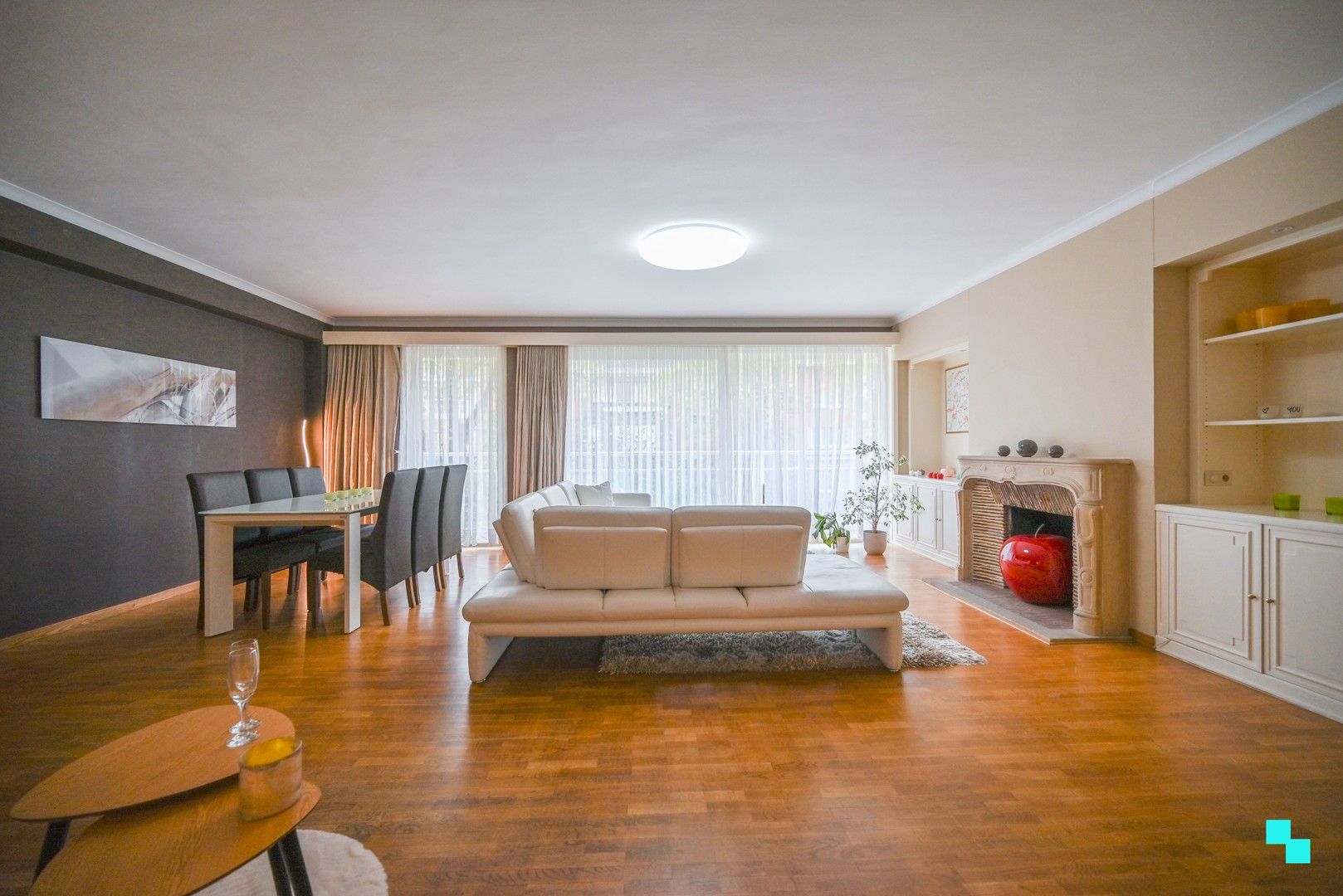 Ruim en praktisch appartement in residentiële laan in Kortrijk! foto 3