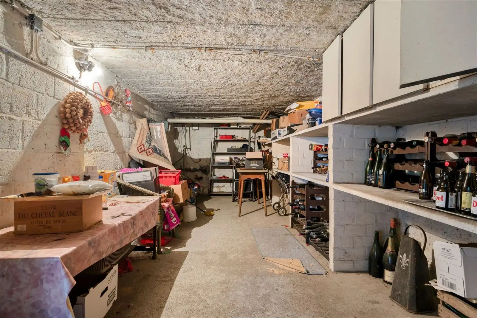 Bungalow met grote garage en tuin  foto 18