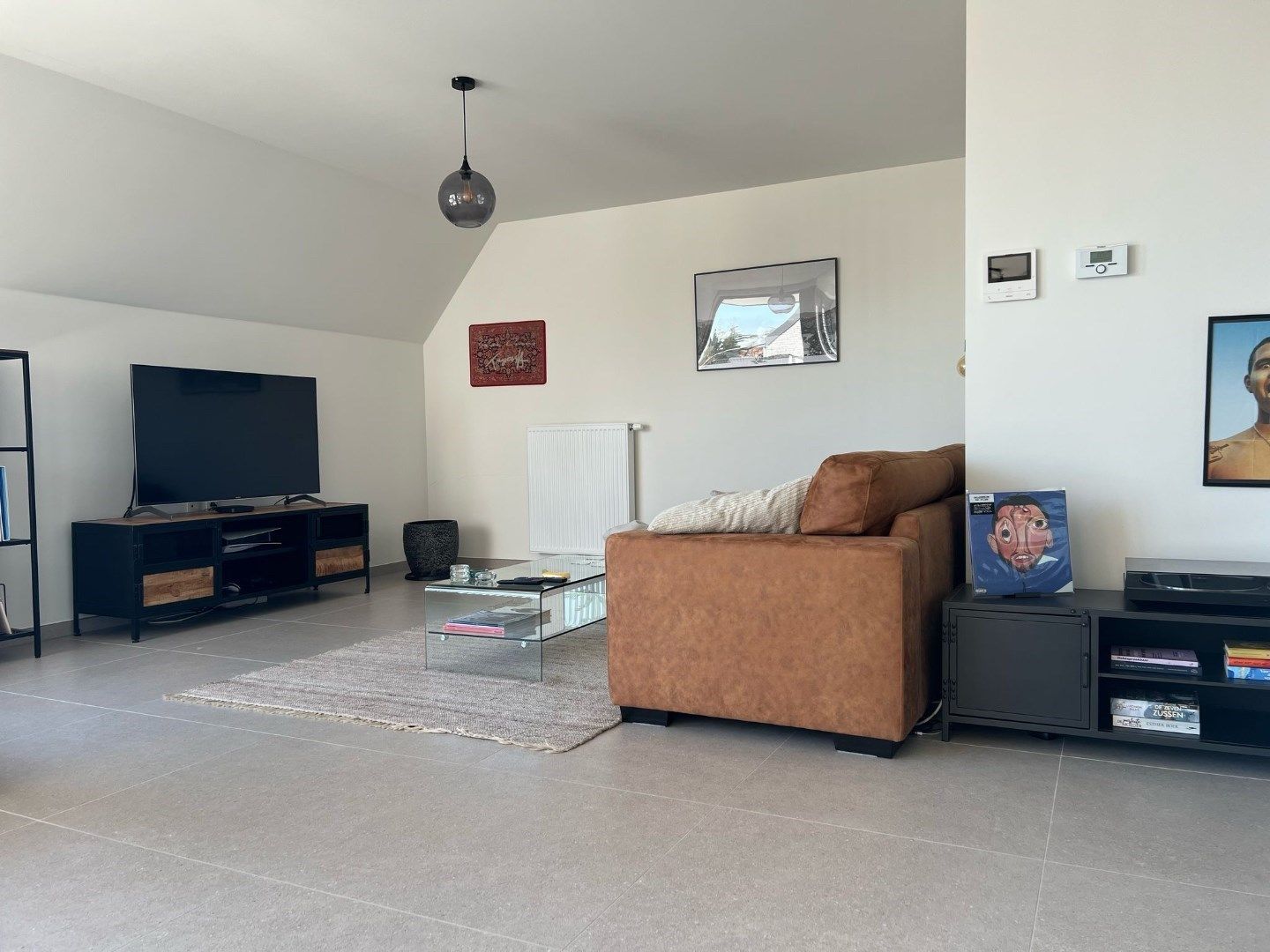 Recent appartement met groot zuid-gericht terras, staanplaats en drie kamers. foto 16