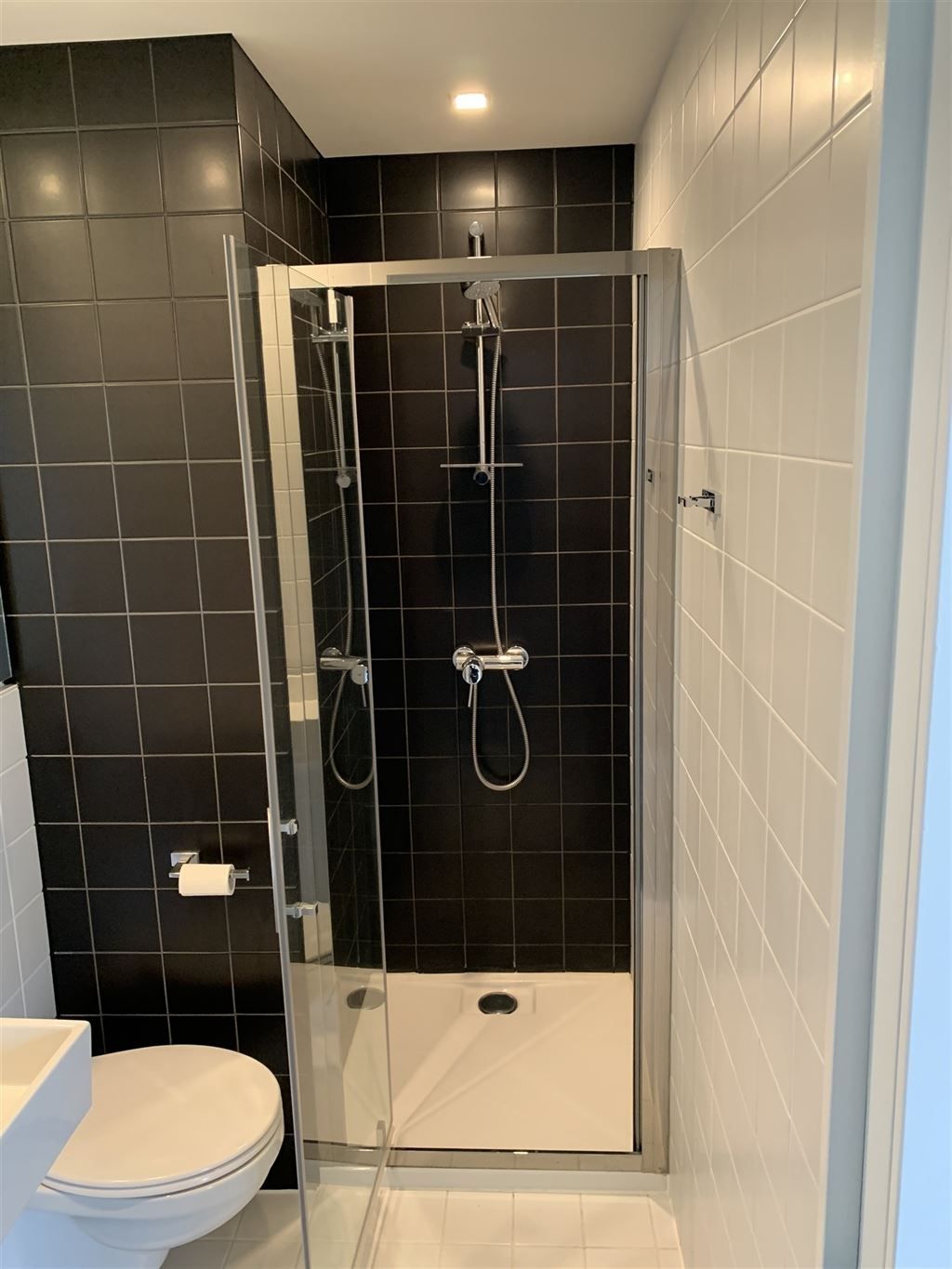 Luxueuze studentenkamers met eigen sanitair! foto 15