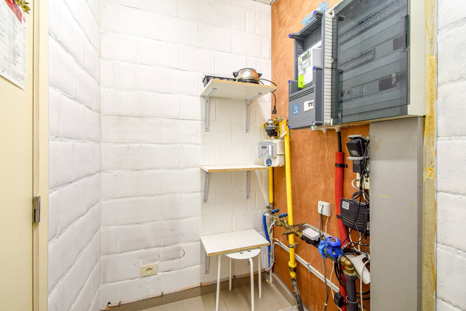 Instapklare woning met zonnige achtertuin op rustige en landelijke ligging te Bovekerke foto 9