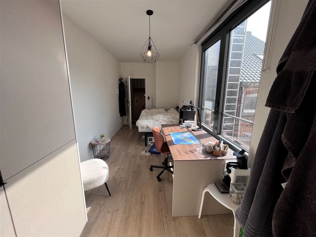 Studentenkamer foto {{pictureIndex}}