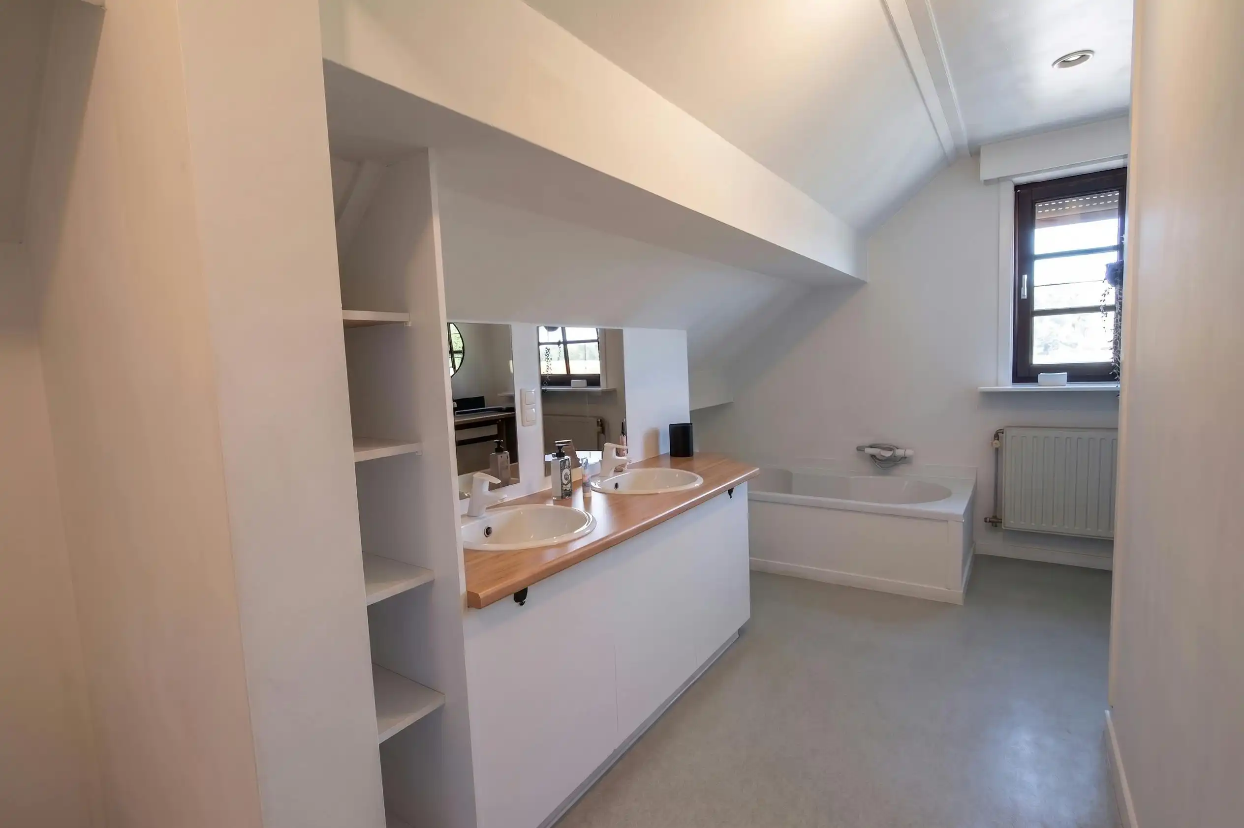 Landelijk gelegen huis met 4 slaapkamers nabij centrum Reppel  foto 11