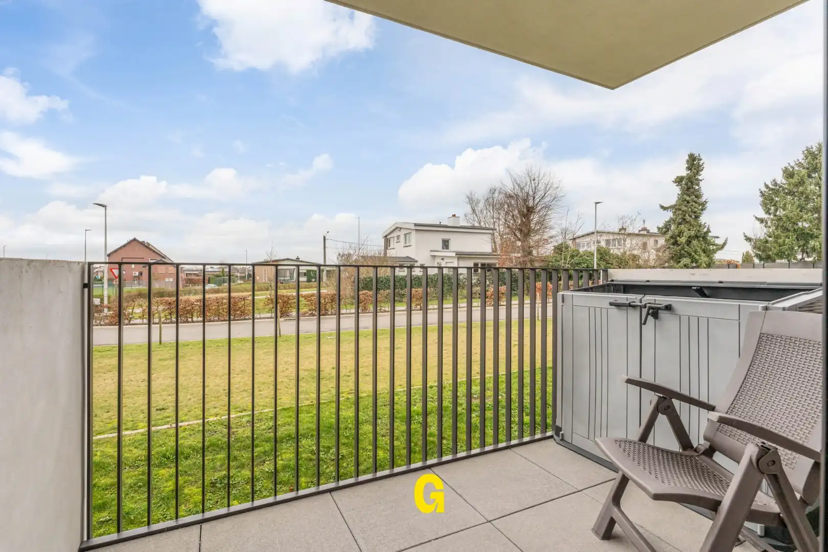 Recent energiezuinig 1-slaapkamer appartement met terras, standplaats en berging, vlak bij het centrum van Tongeren foto 25