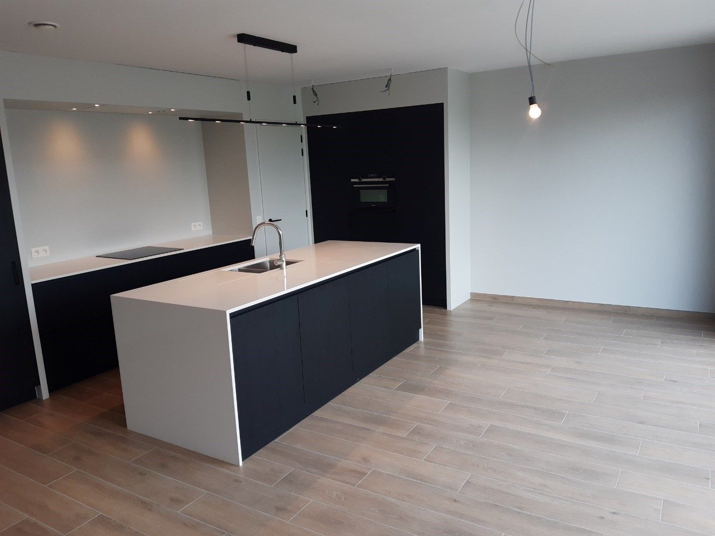 Luxueus wonen in hartje Merelbeke. foto 7