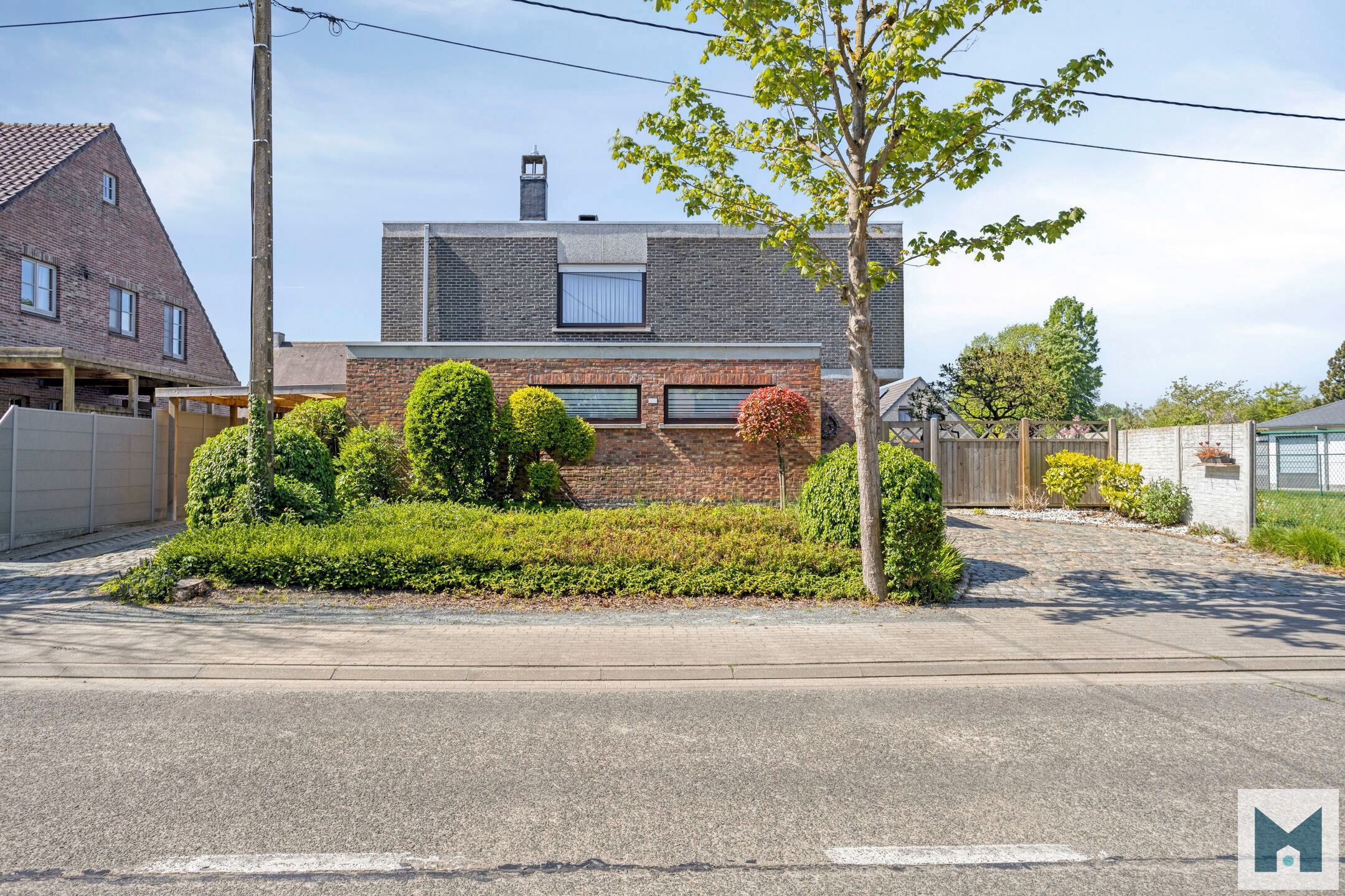 Prachtige, lichtrijke open bebouwing te Buggenhout! foto {{pictureIndex}}