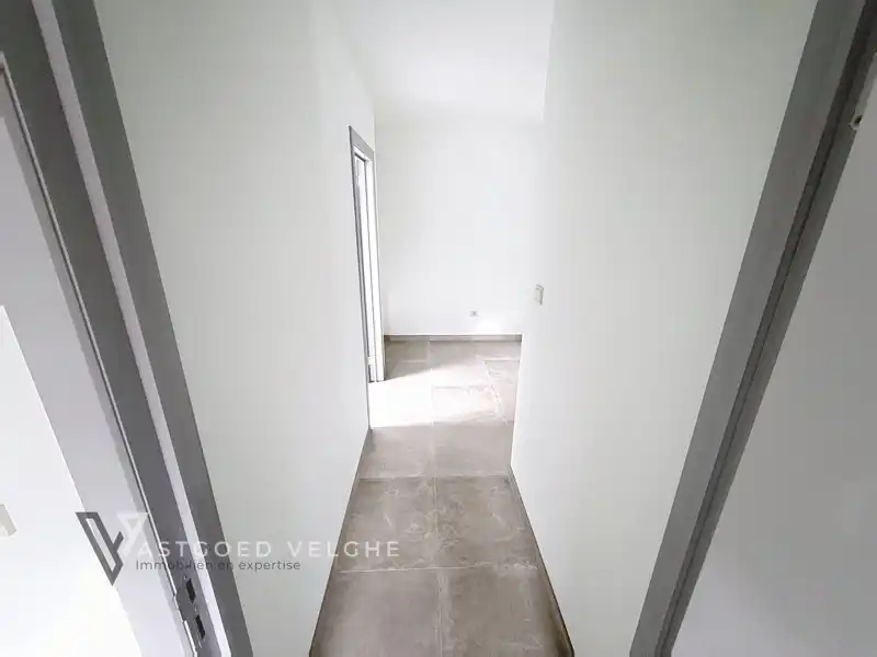 Centraal gelegen duplex appartement met 3 slaapkamers, 2 terrassen en private tuin ! foto 28