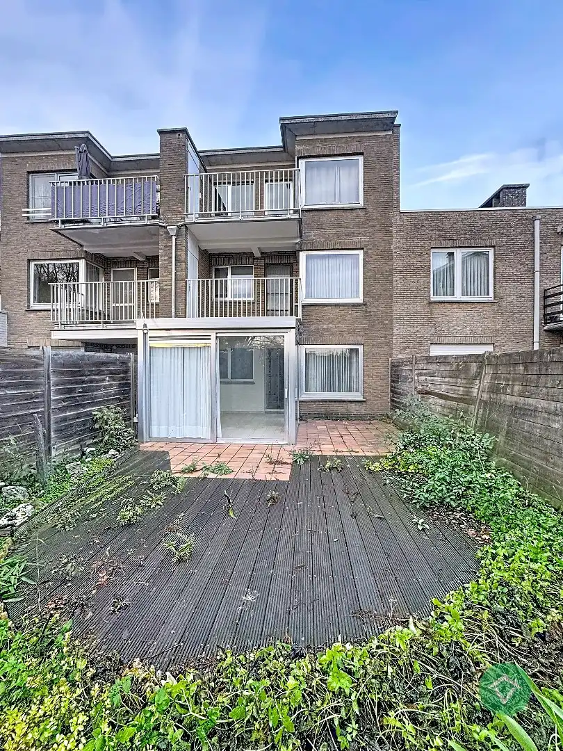 Gelijkvloers appartement met autostandplaats en garage te Roeselare  foto 8