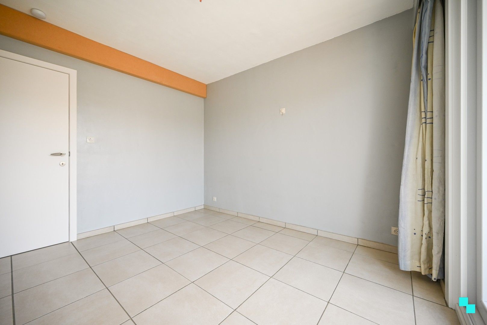 Energiezuinig, instapklaar tweeslaapkamerappartement te Roeselare foto 14