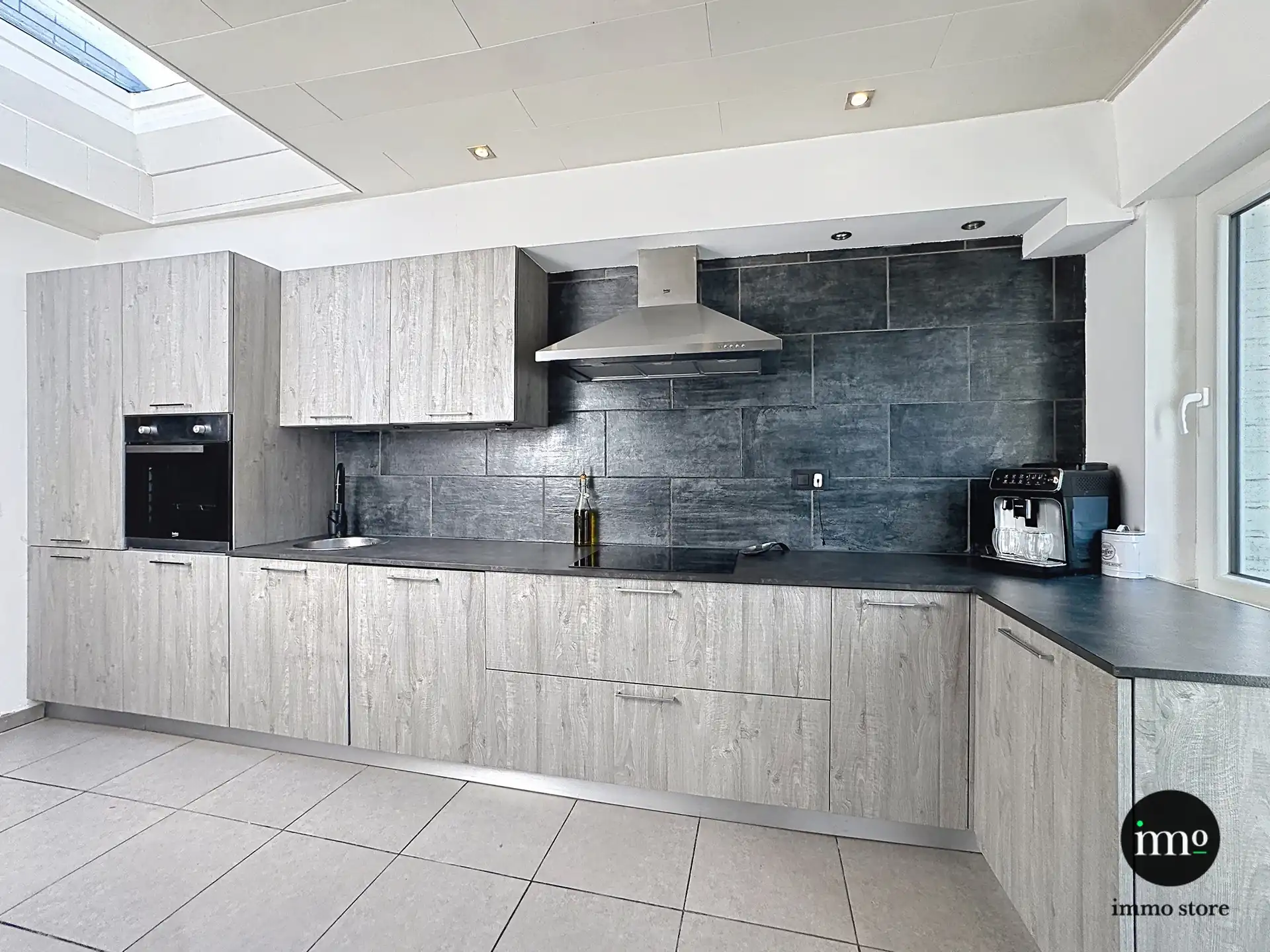 Rijwoning met 3 slaapkamers en leuke tuin in Ternat! foto 7