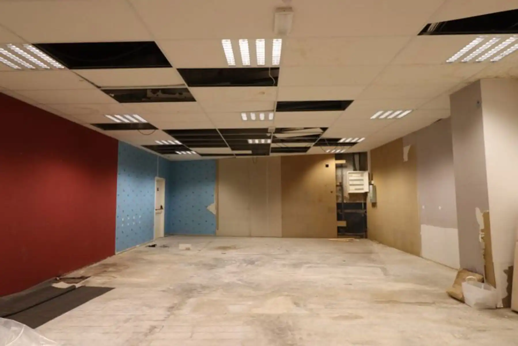 handelspand op topligging langs Parklaan – Sint-Niklaas foto 6