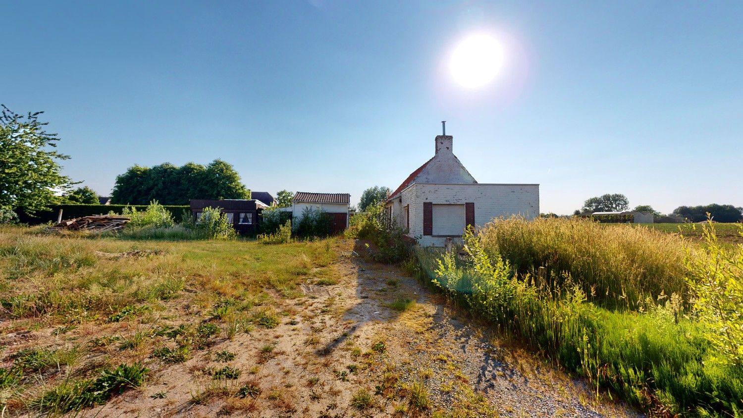 Te slopen hoeve op exclusieve ligging. foto 12