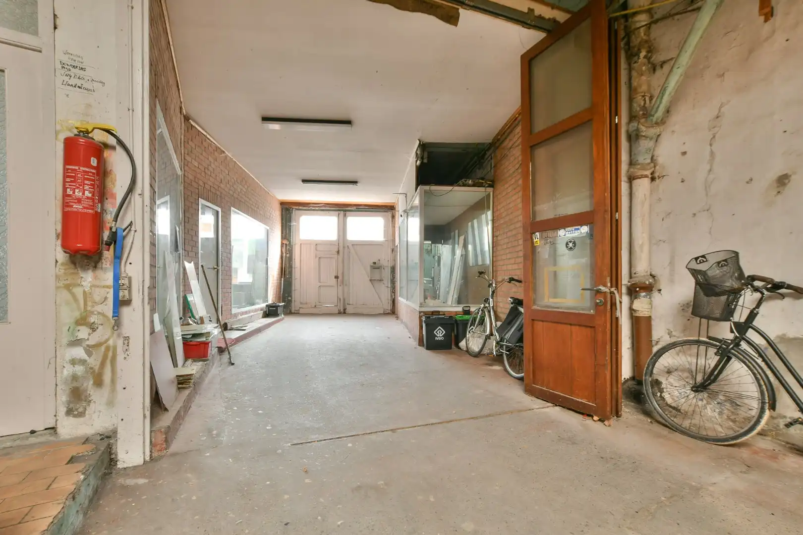Uniek handelshuis met renovatiepotentieel in het hart van Blankenberge foto 14