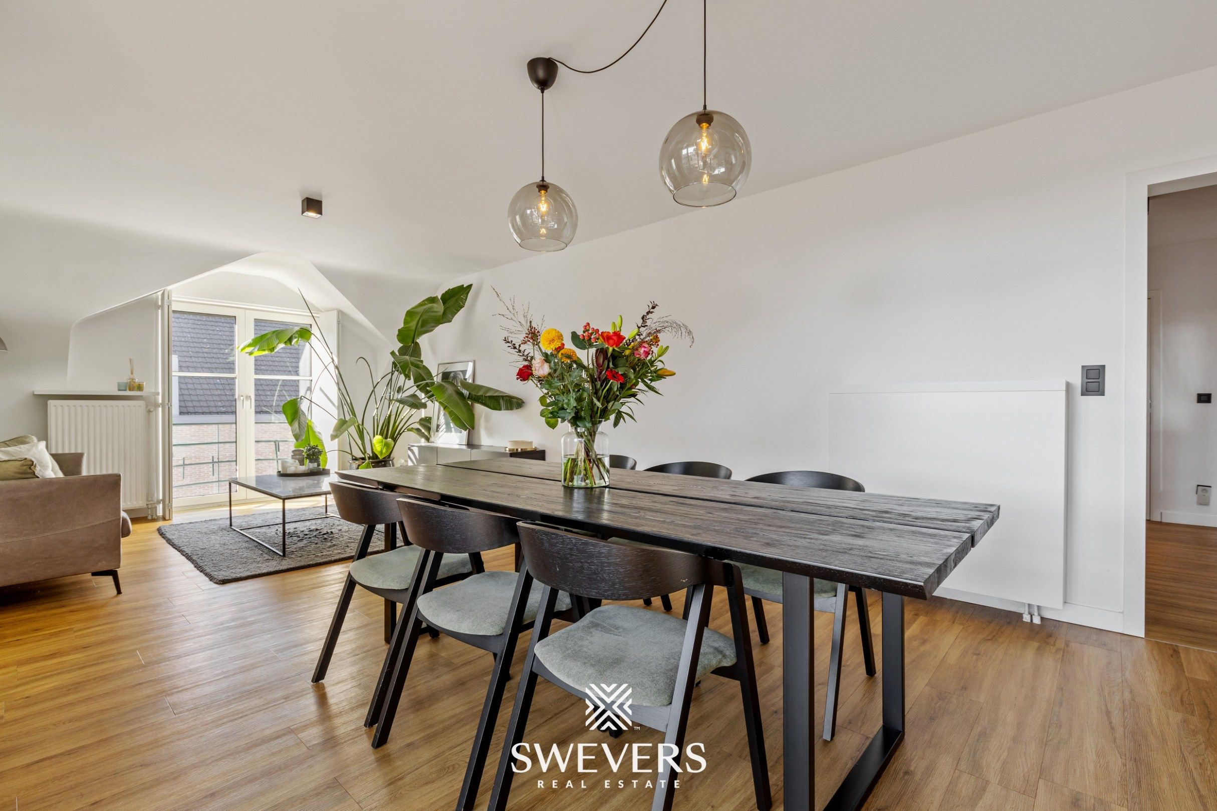 Knap gerenoveerd appartement met zonnig terras in hartje Hasselt foto 6