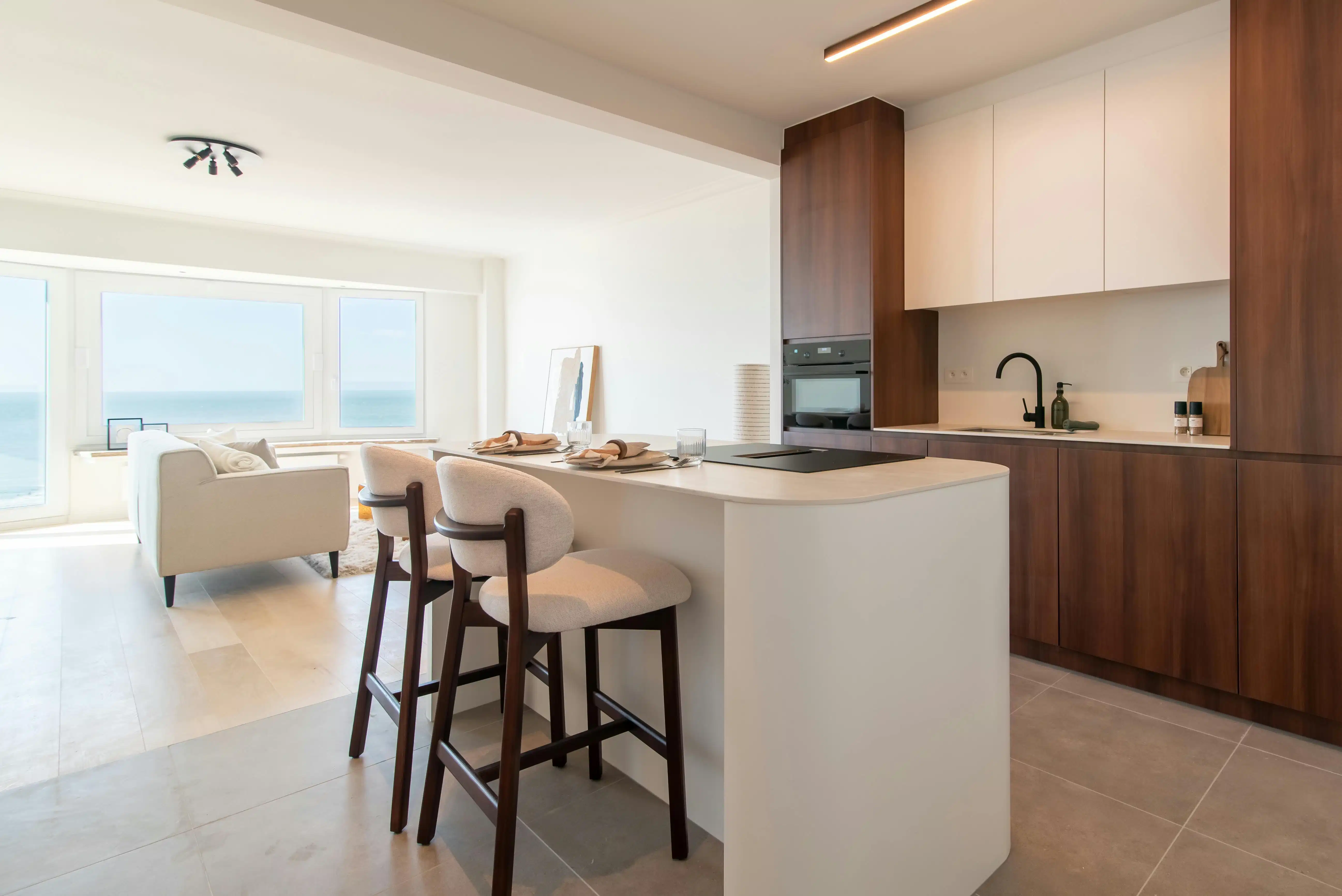 Fantastisch 3-slaapkamerappartement met frontaal zeezicht foto 9
