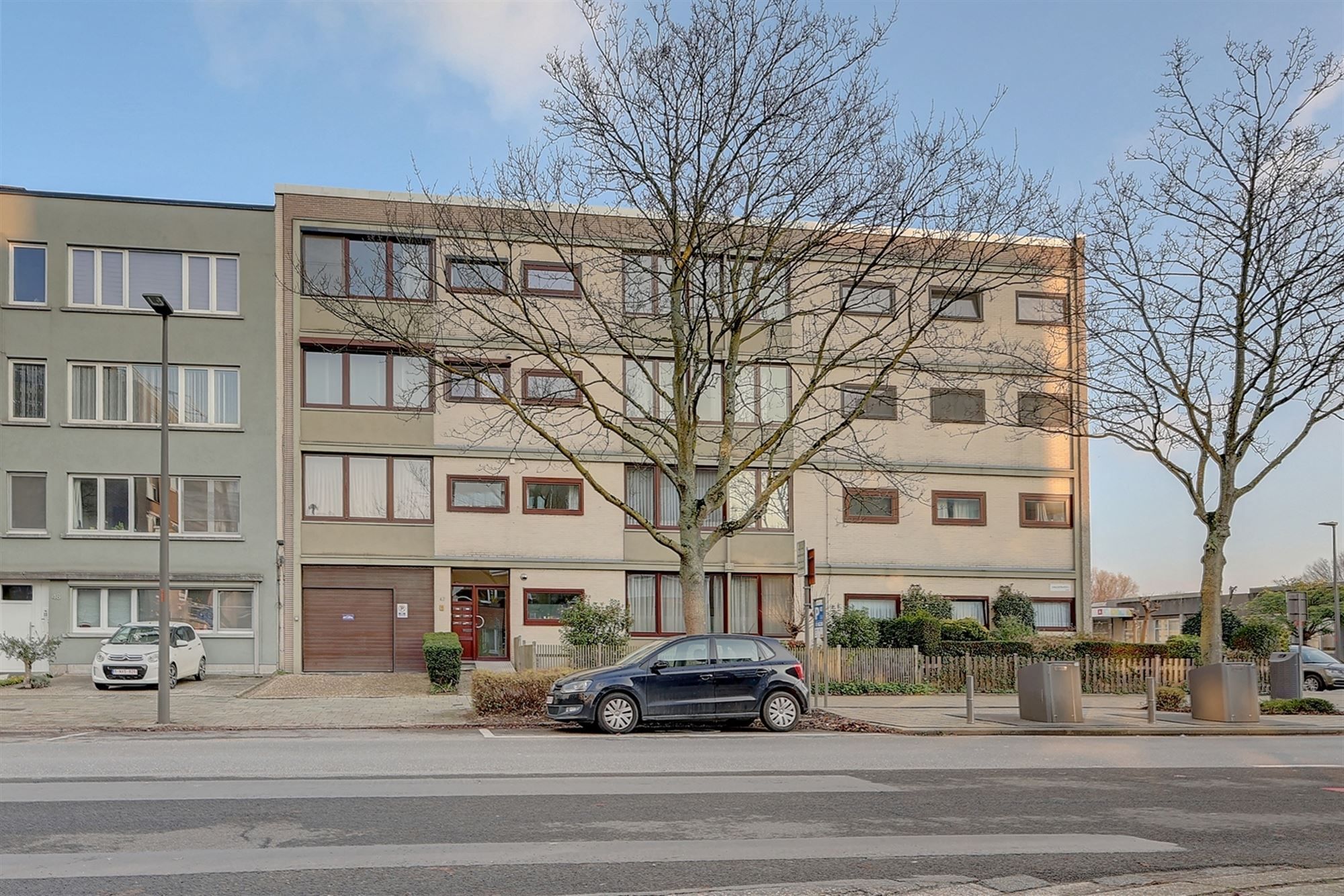 Gerenoveerd 2 slpk appartement met een rustig terras op Linkeroever! foto {{pictureIndex}}