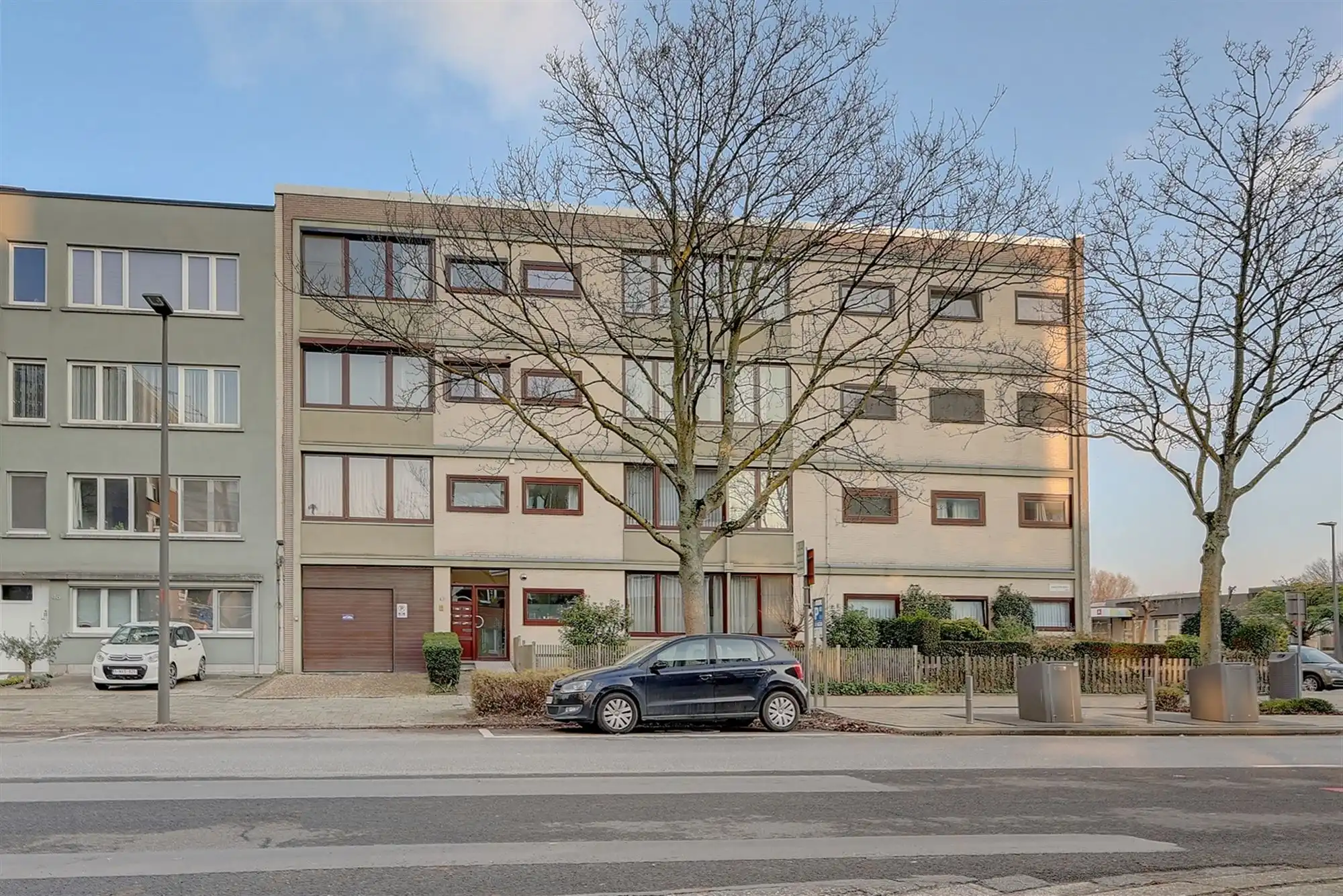 Gerenoveerd 2 slpk appartement met een rustig terras op Linkeroever! foto {{pictureIndex}}
