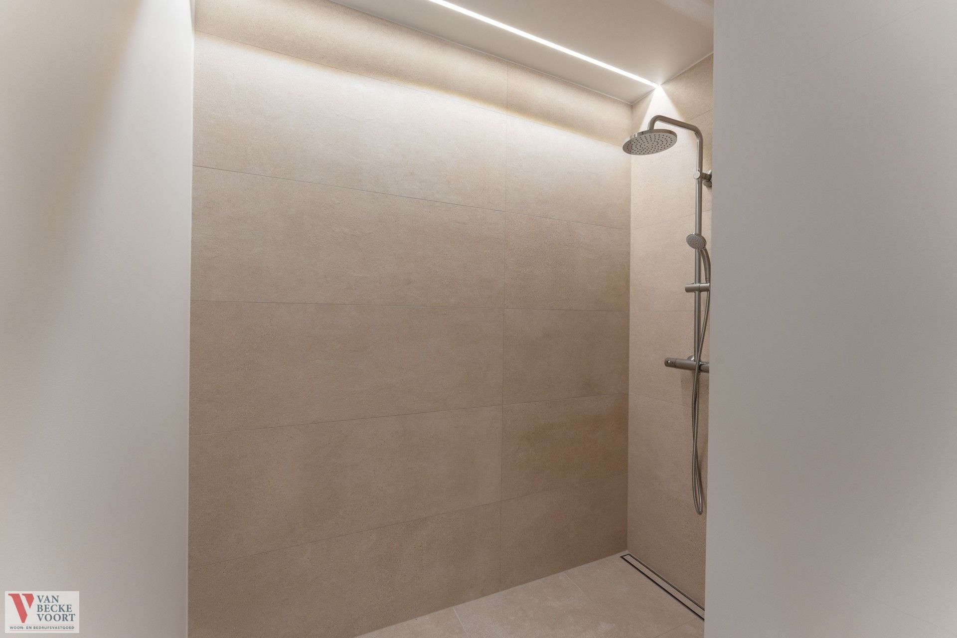 Weelderige penthouses Oosteroever foto 12