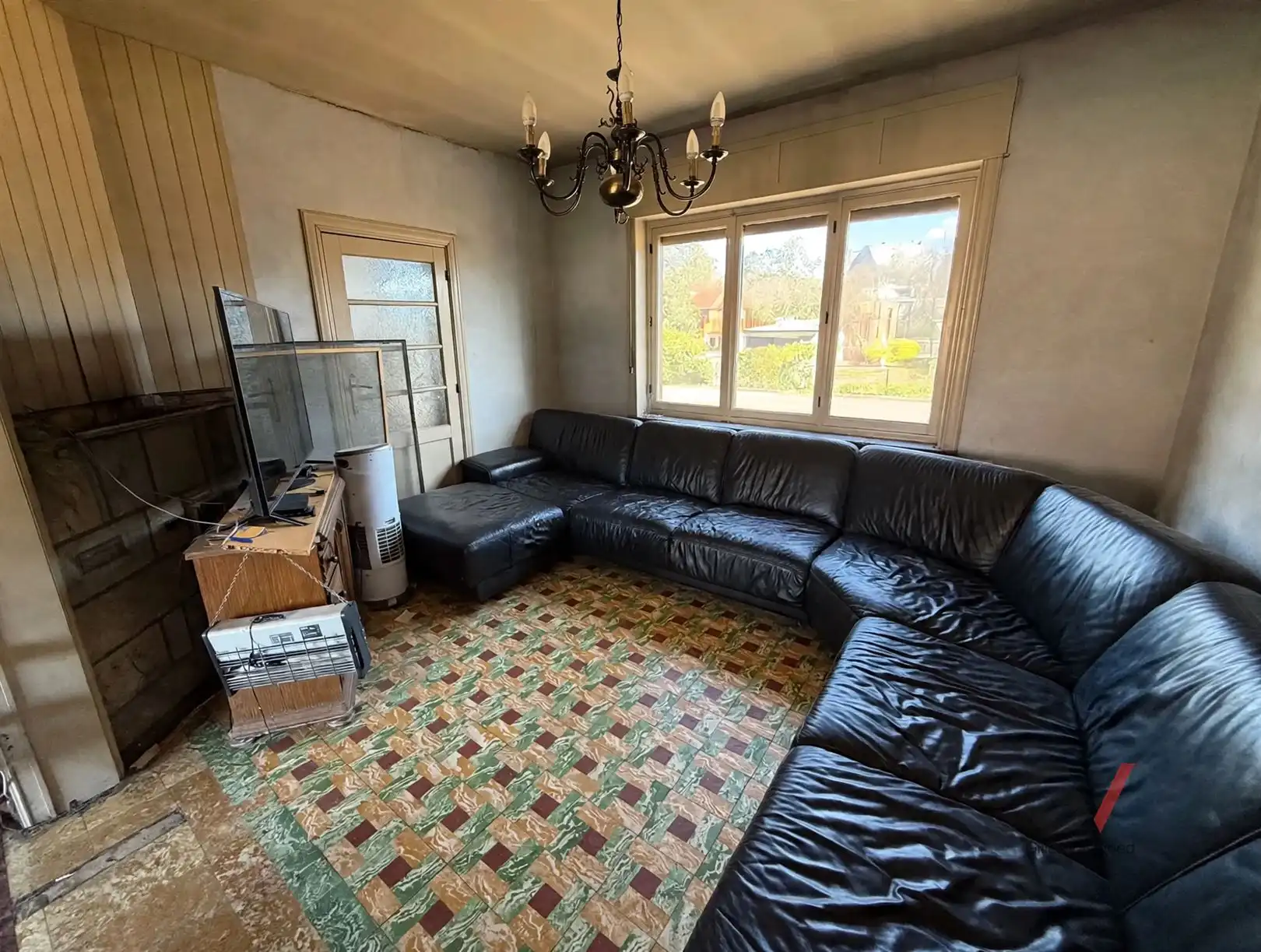 Te renoveren woning  foto 3
