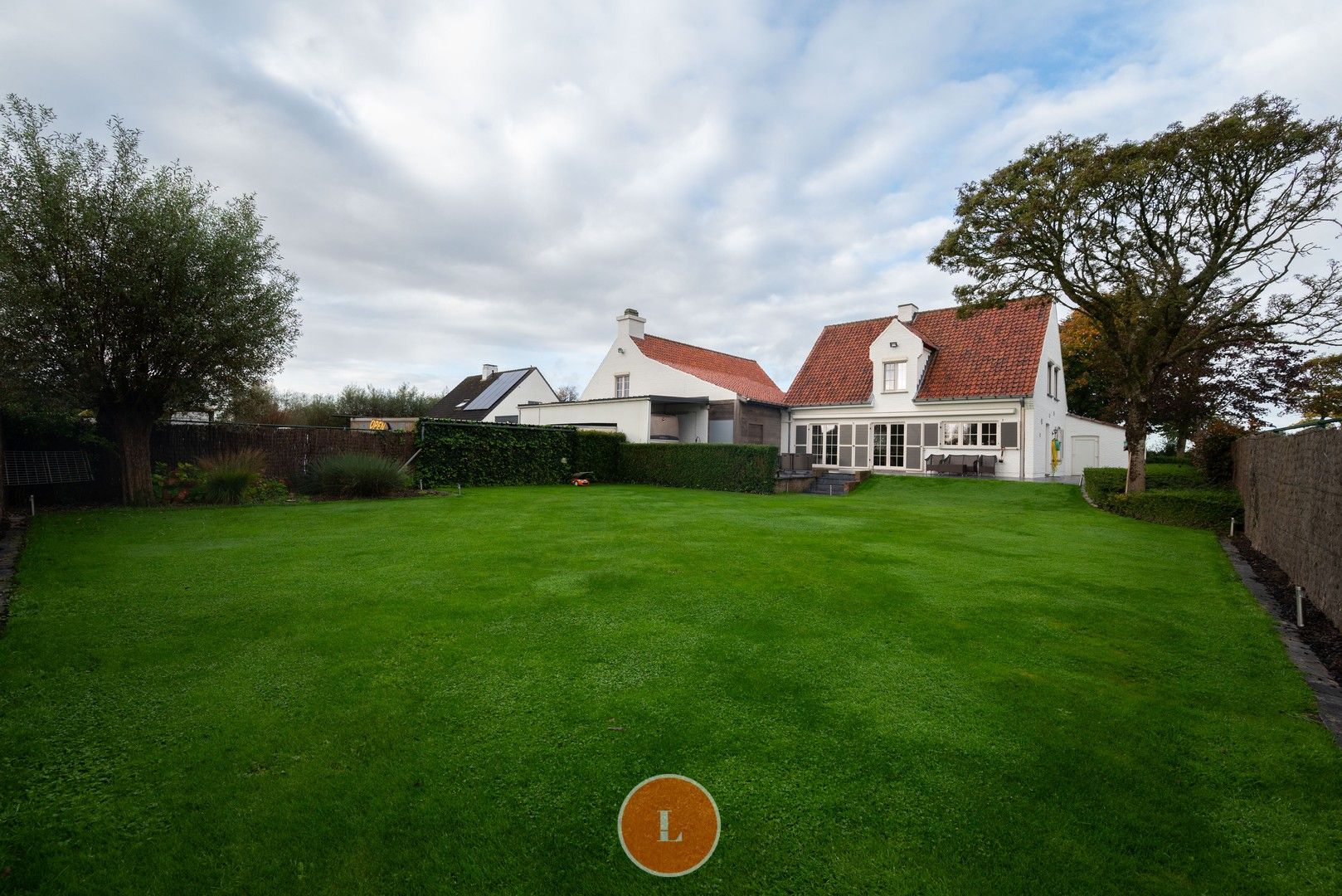 Handelspand met villa op een perceel van 2740 m² ! foto 30