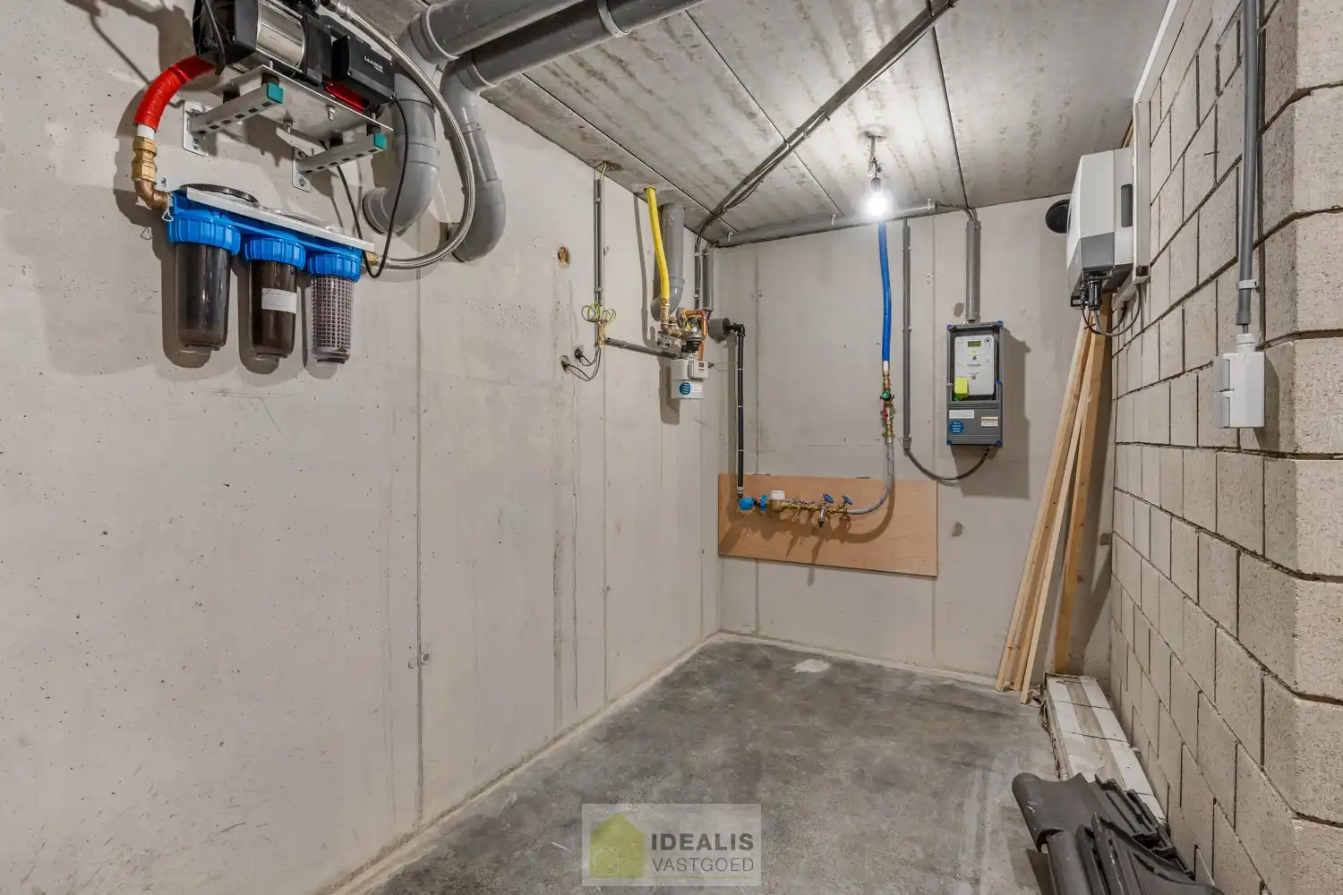 EEN BIJZONDER RIANTE WONING VAN MAAR LIEFST 302M² WOONOPPERVLAKTE OP EEN KNAP PERCEEL VAN 5A 90CA. foto 29