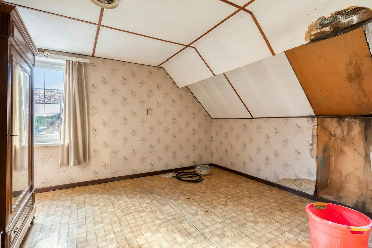 Te renoveren huis met grote loods nabij centrum Meise foto 14