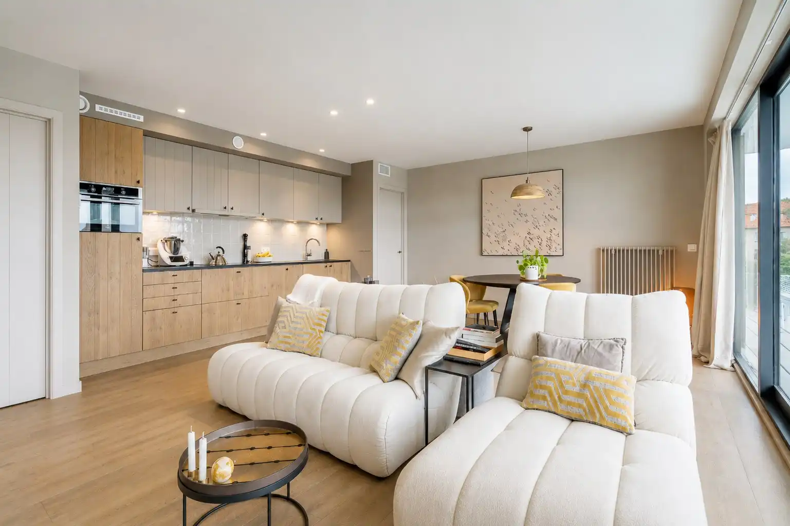 Recent appartement met parkingoptie te Knokke foto {{pictureIndex}}
