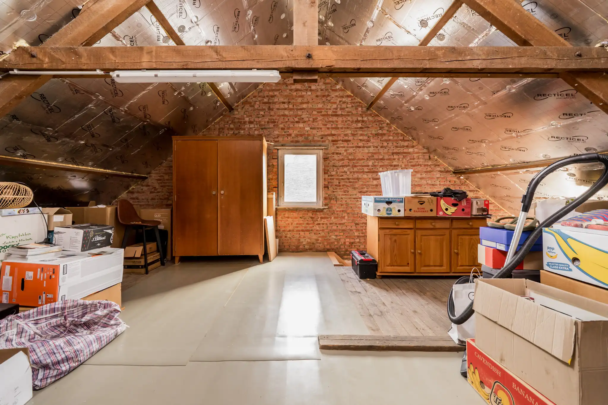Karaktervolle woning met 3 (tot 5) slaapkamers, tuin, vergunde serre en grote garage / werkplaats foto 18