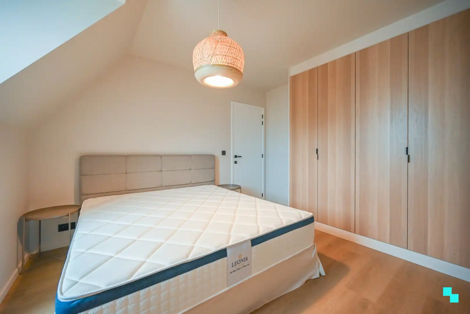 Unieke high-end woning in rustige buurt in Waregem foto 25