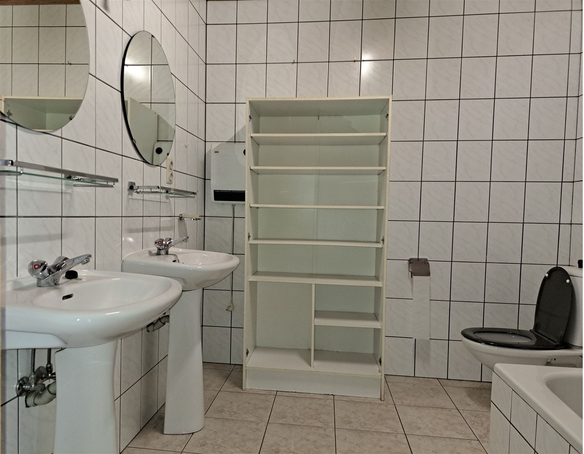 Appartement met 2 slaapkamers, in het rustige Eksaarde, met zicht op het dorpsplein. foto 5