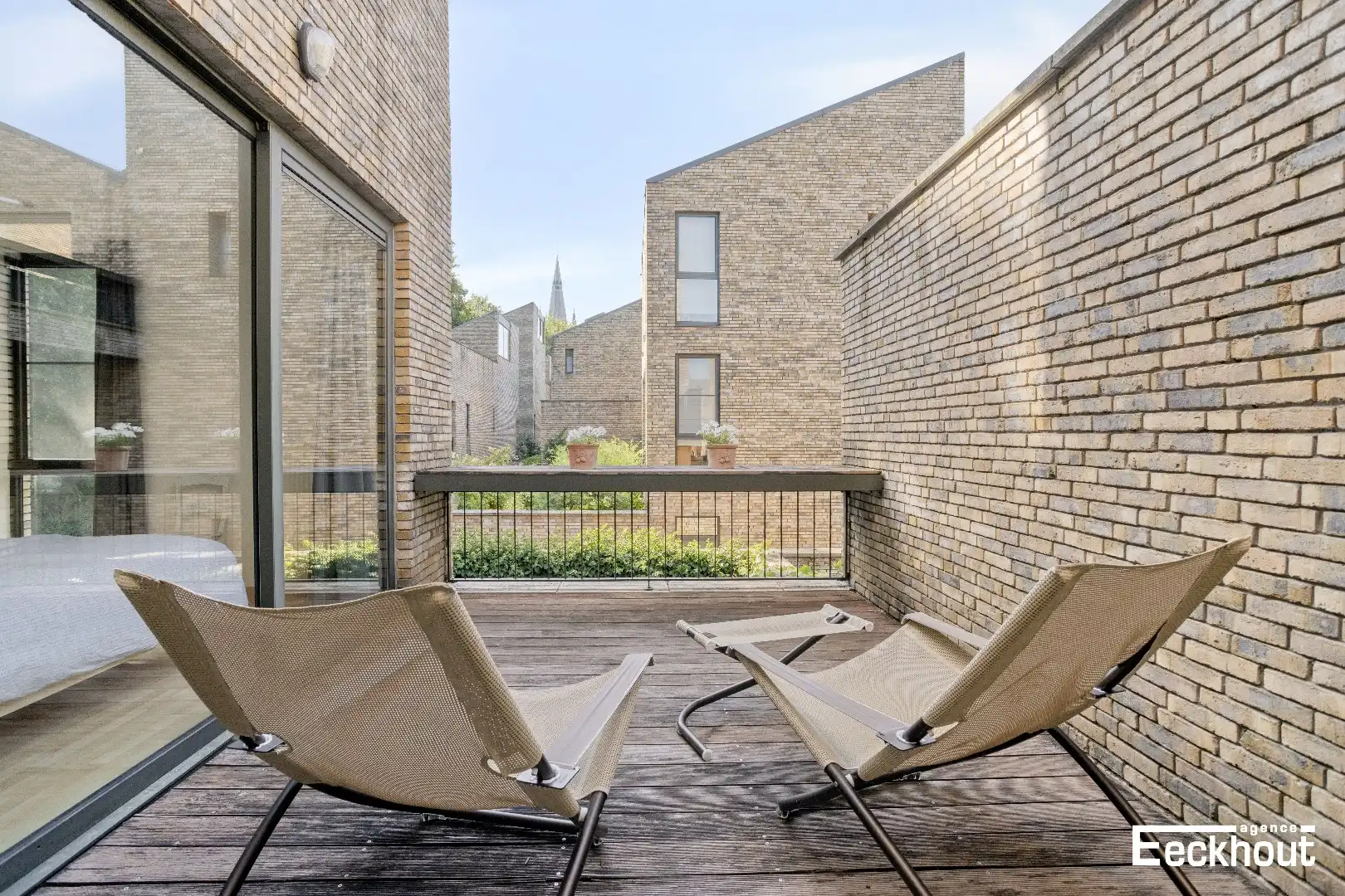 Unieke, instapklare stadswoning met tuin én terras in het historische centrum van Brugge, met zicht op het Koningin Astridpark! foto 7